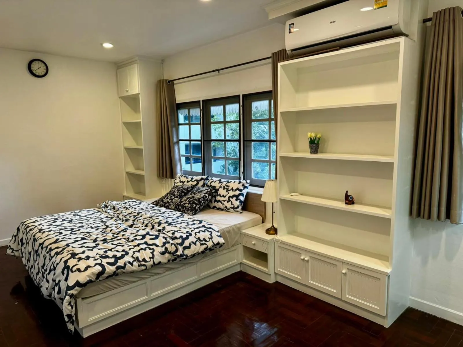 Bed in Comfy Crib Hostel 2