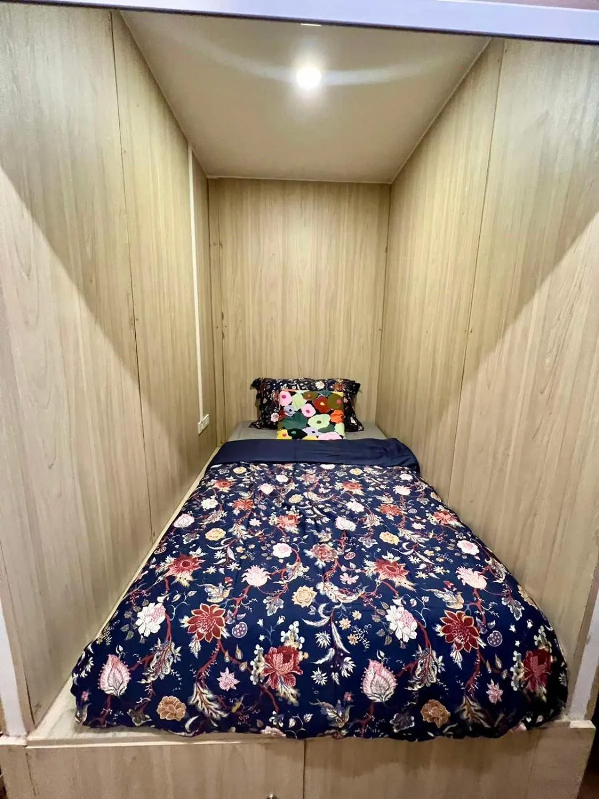 Bed in Comfy Crib Hostel 2