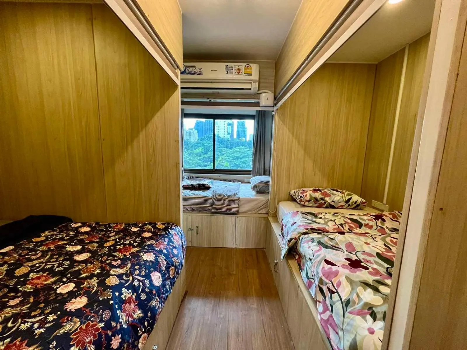 Bed in Comfy Crib Hostel 2