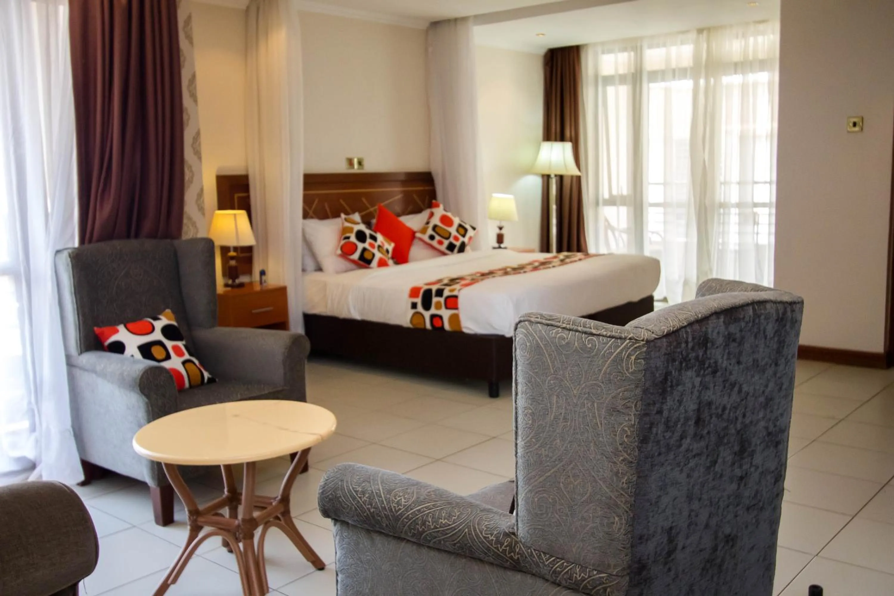 Photo of the whole room in Victoria Comfort Inn