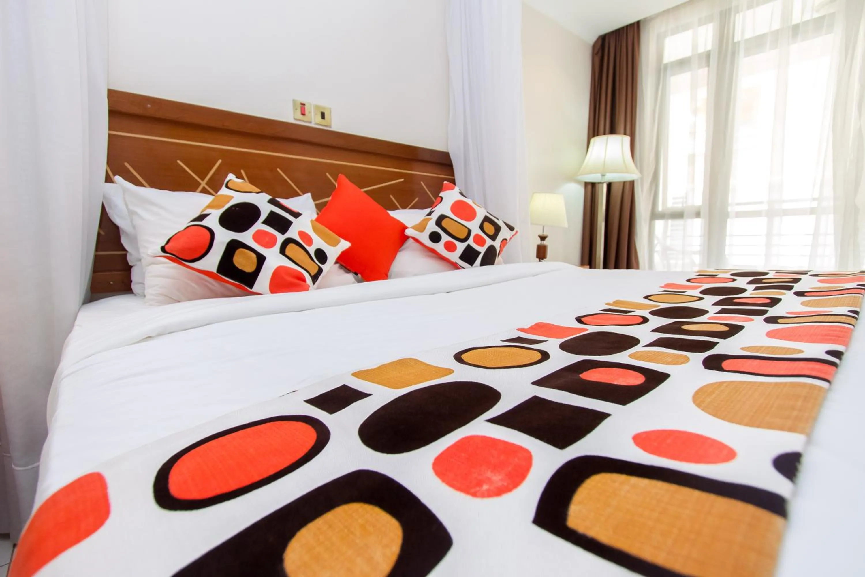 Bed in Victoria Comfort Inn