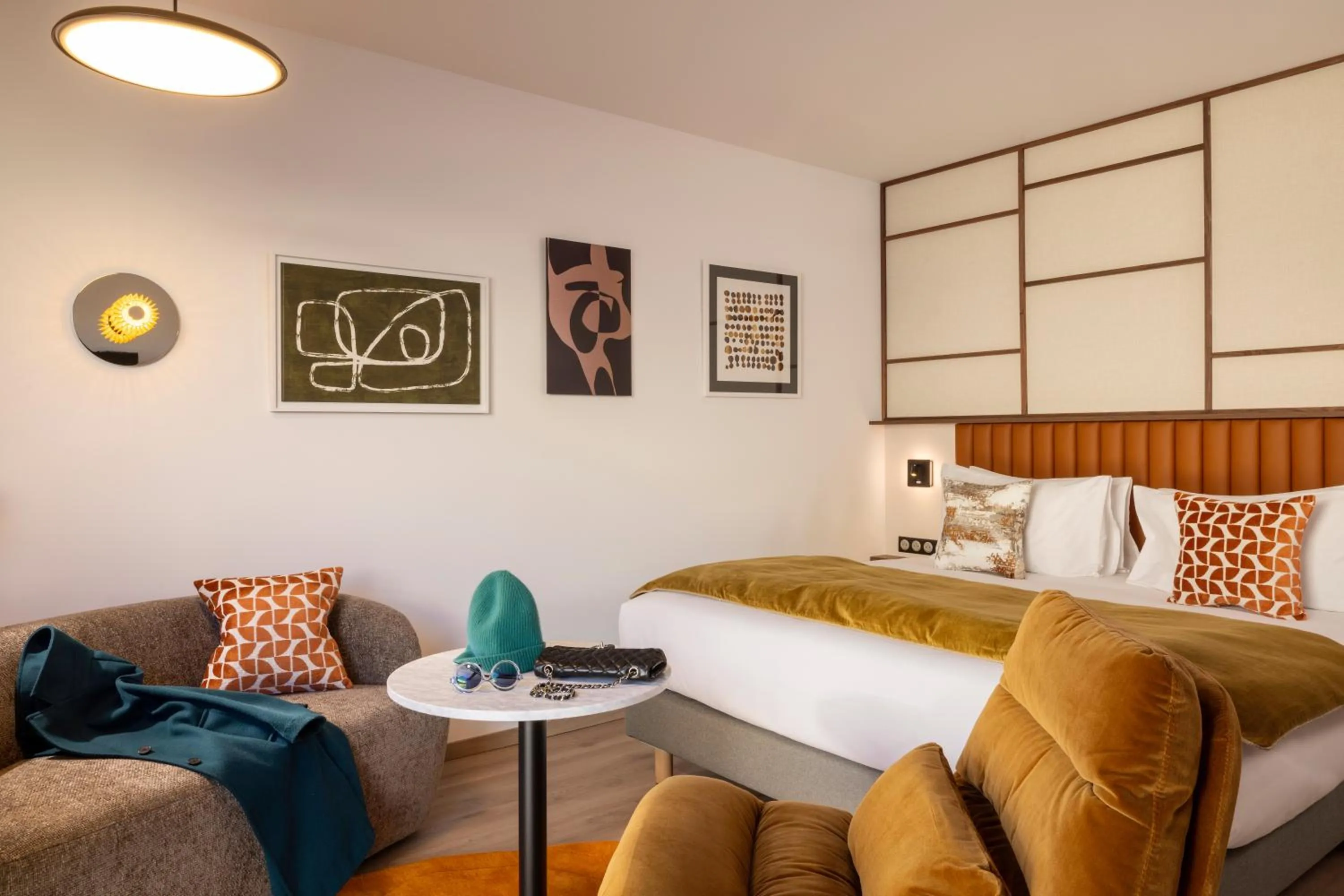 Bedroom, Bed in Hôtel 56 - Bordeaux Centre Gare Saint Jean