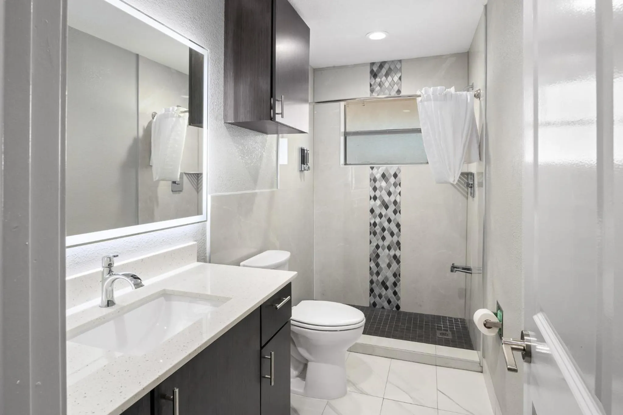 Moonlight Inn - Houston I-45 & Airline