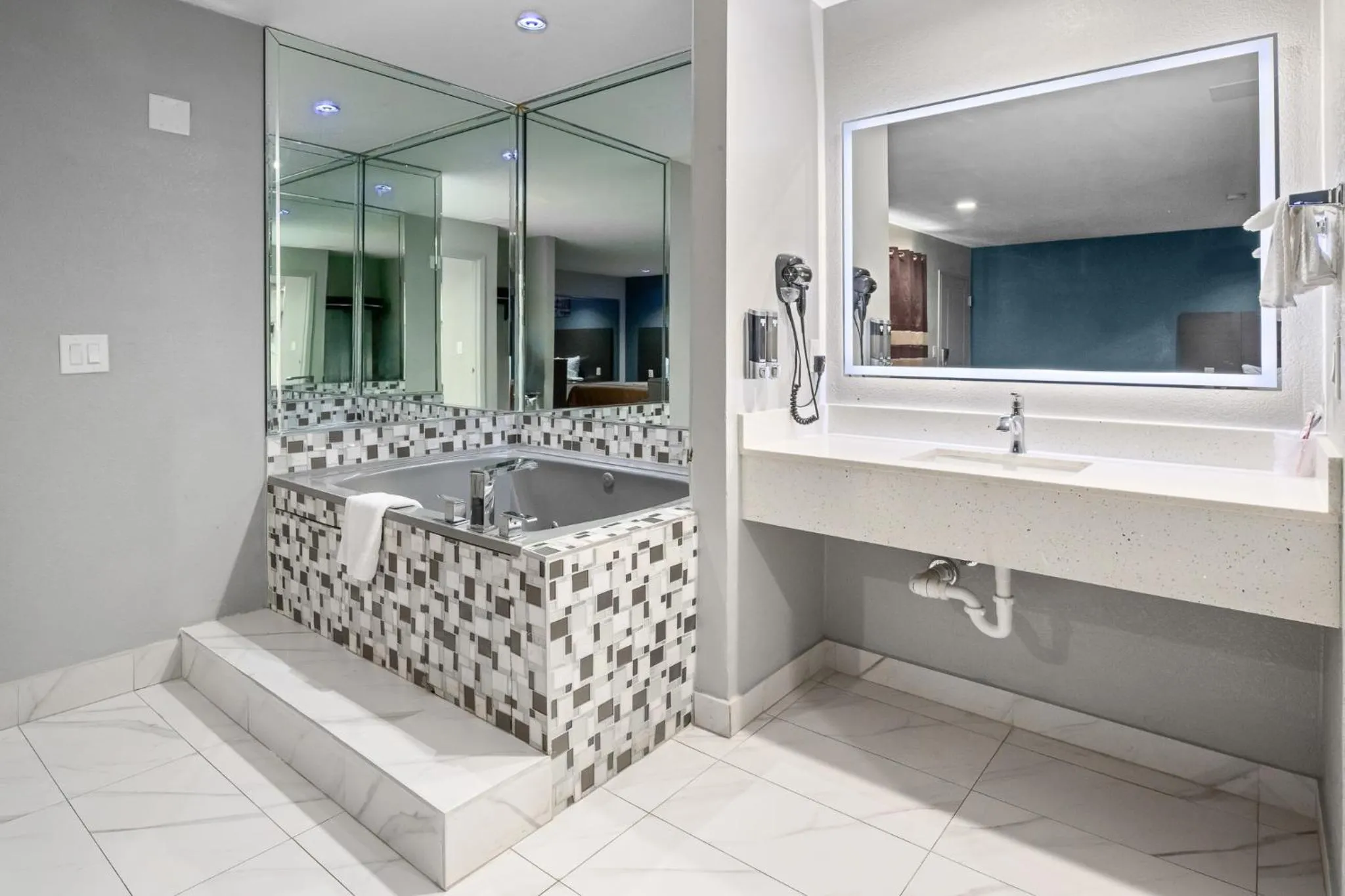 Moonlight Inn - Houston I-45 & Airline