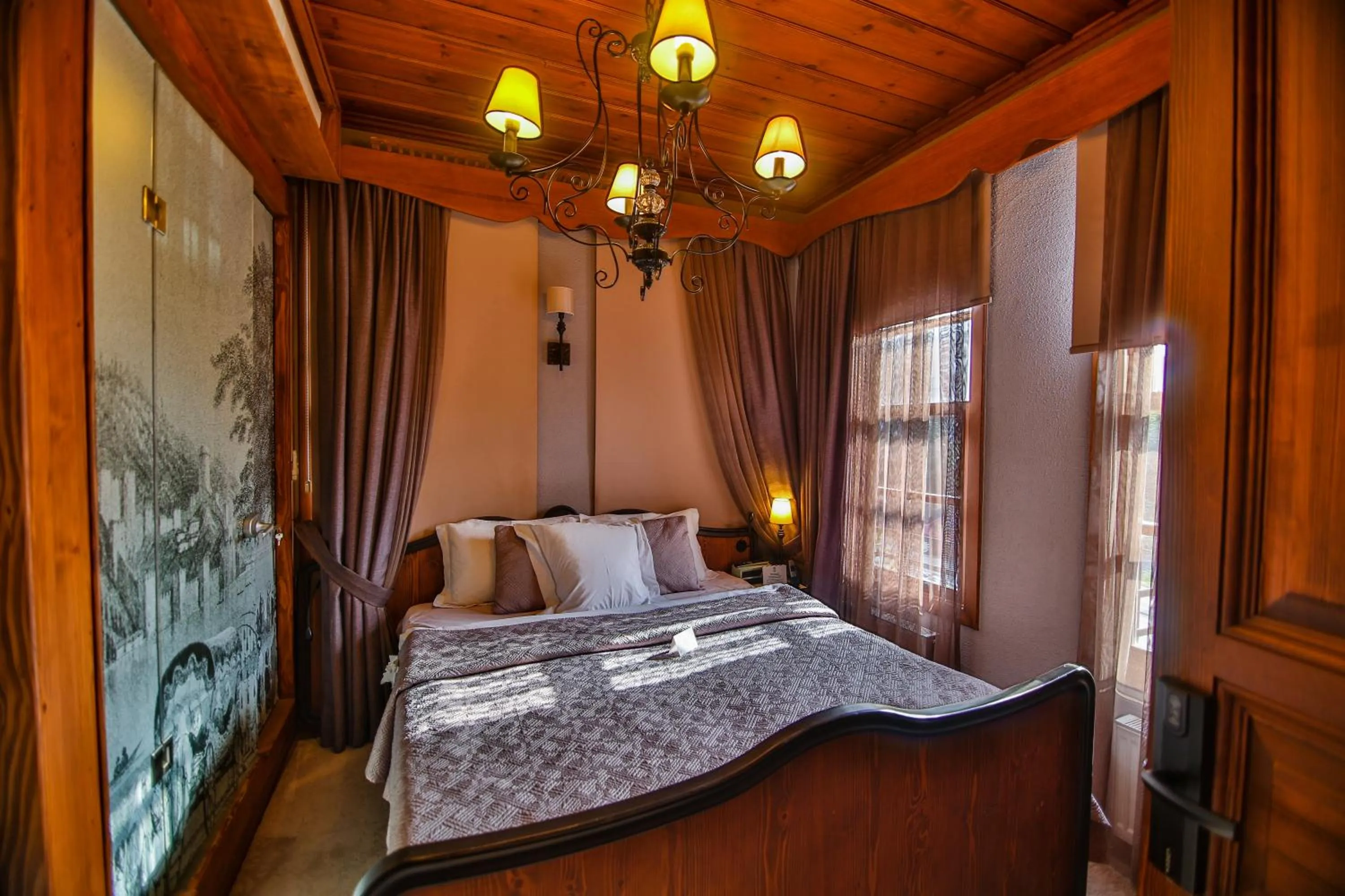 Photo of the whole room, Bed in Kaf Konak