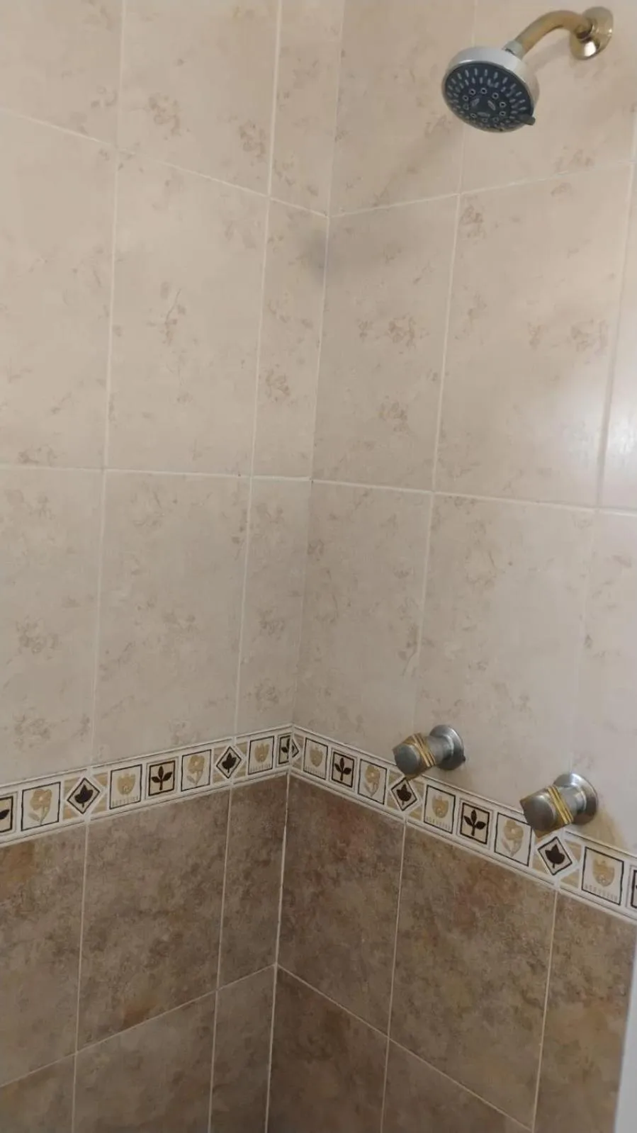 Shower in Cumbresuites