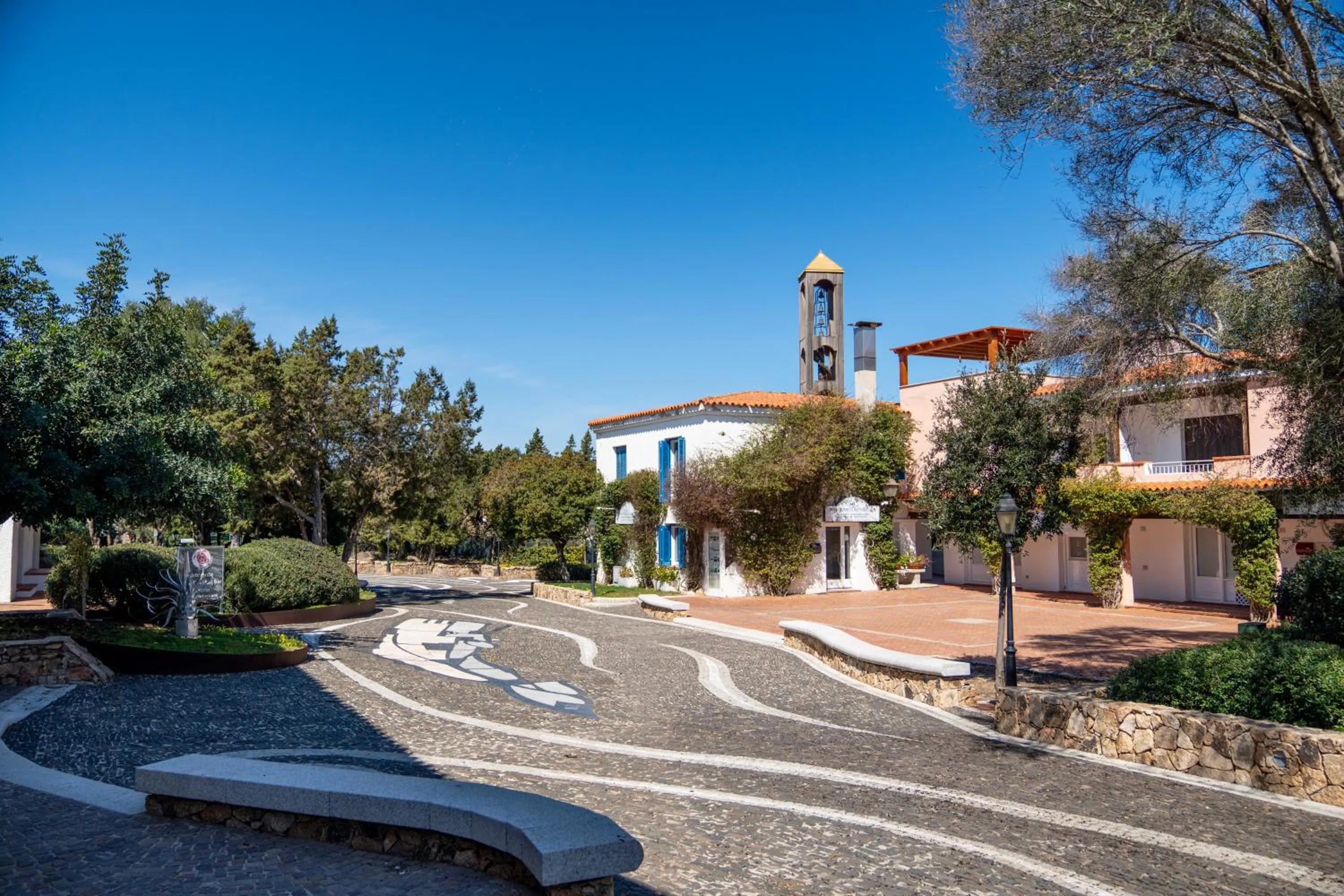 Street view in Residence Bouganville