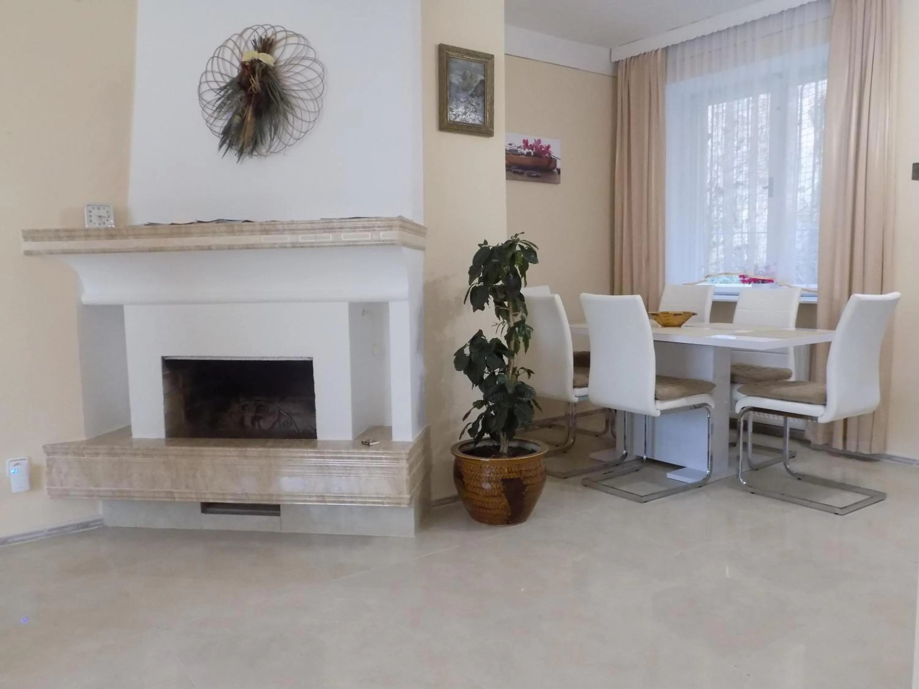 Dining area in Penzion Marjánka