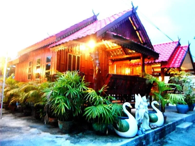 Property Building in Suksomjai Hotel