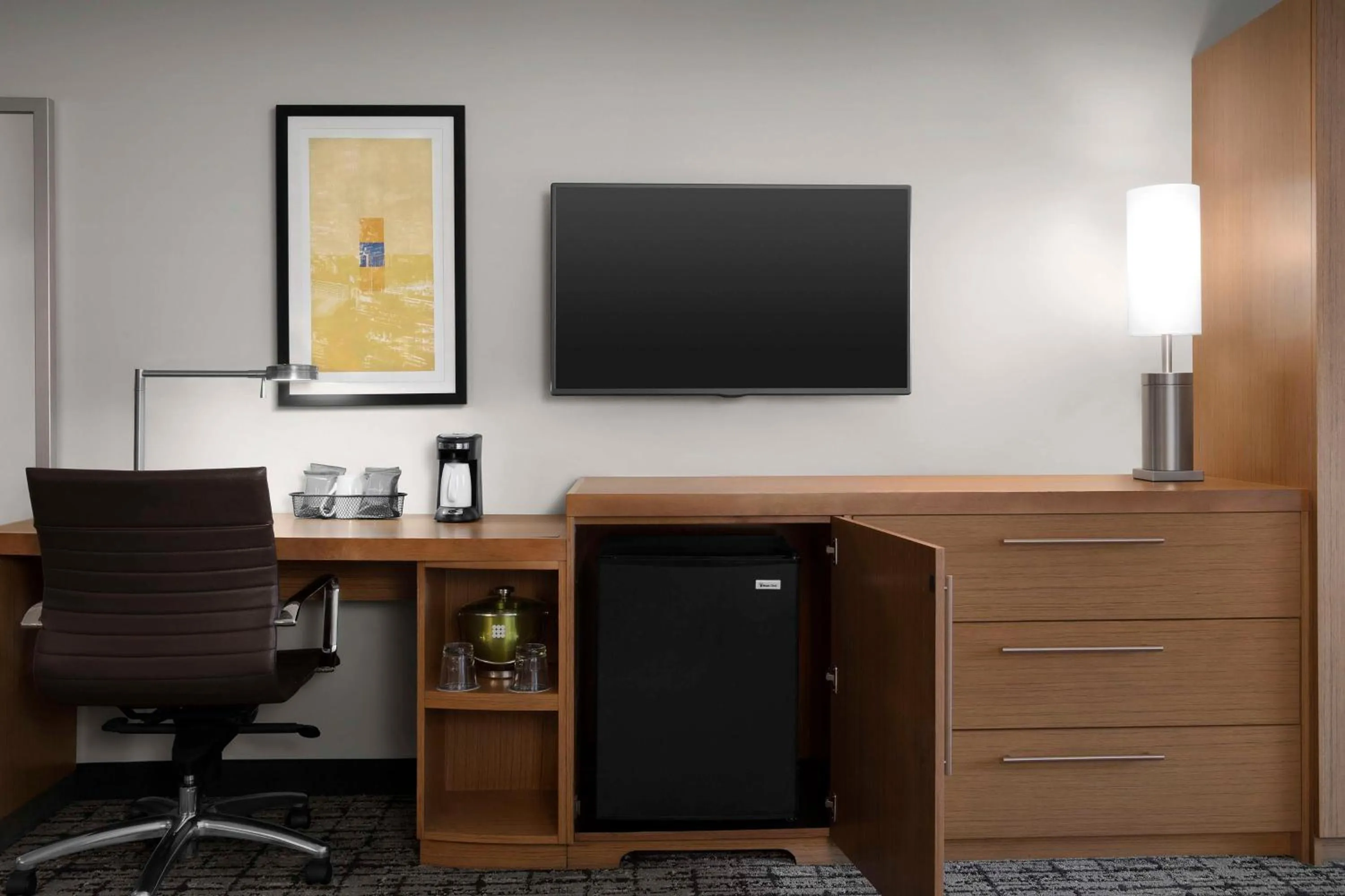 Bedroom in Hyatt Place Boulder Pearl Street - Newly Renovated