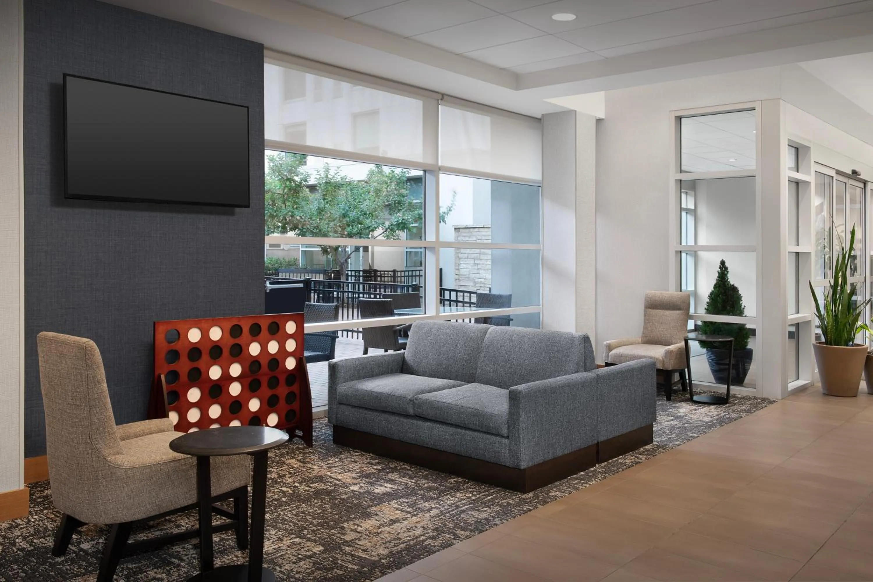 Seating area in Hyatt Place Boulder Pearl Street - Newly Renovated