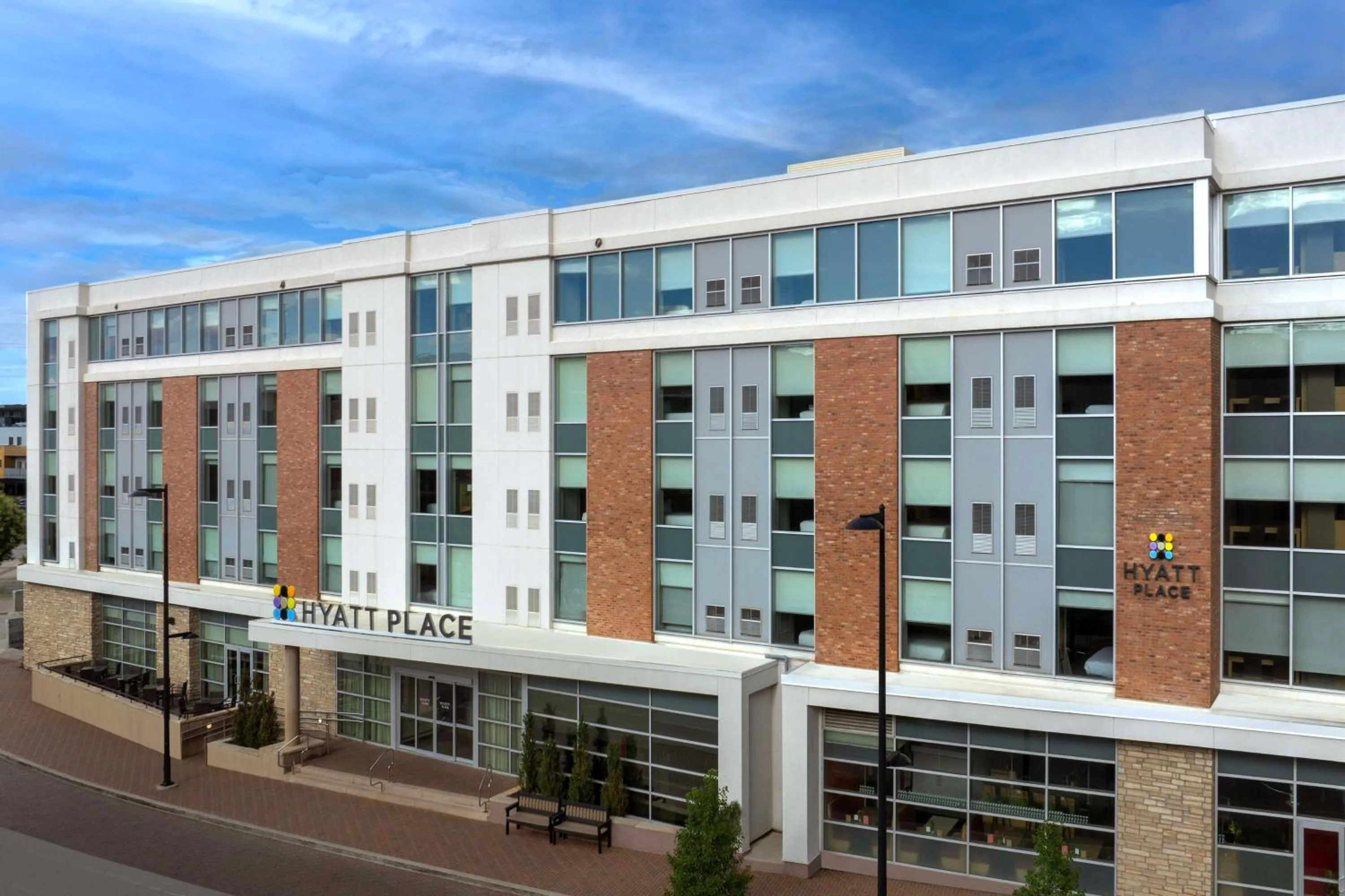 Property building in Hyatt Place Boulder Pearl Street - Newly Renovated
