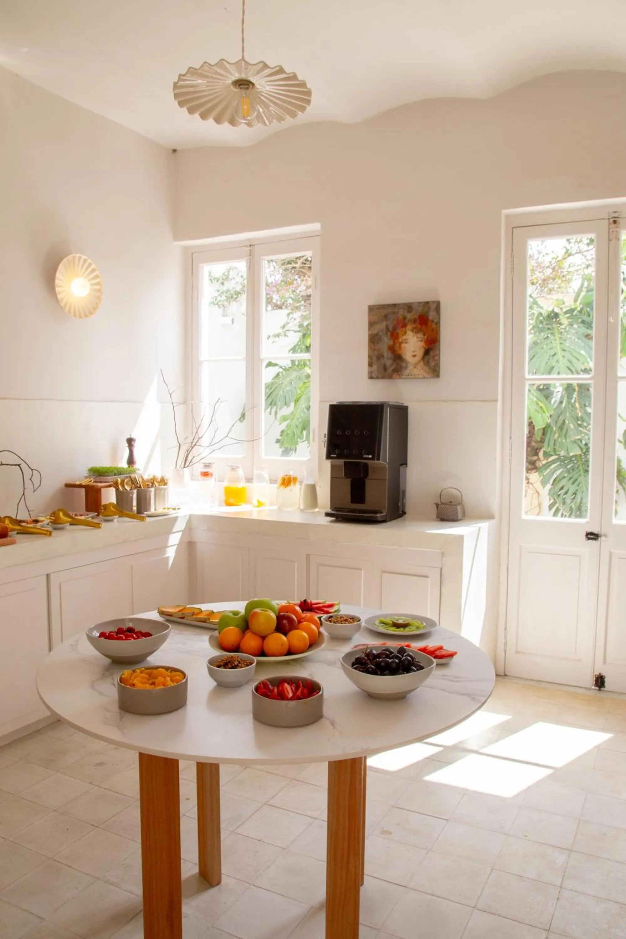 Buffet breakfast in Casa Lahusen