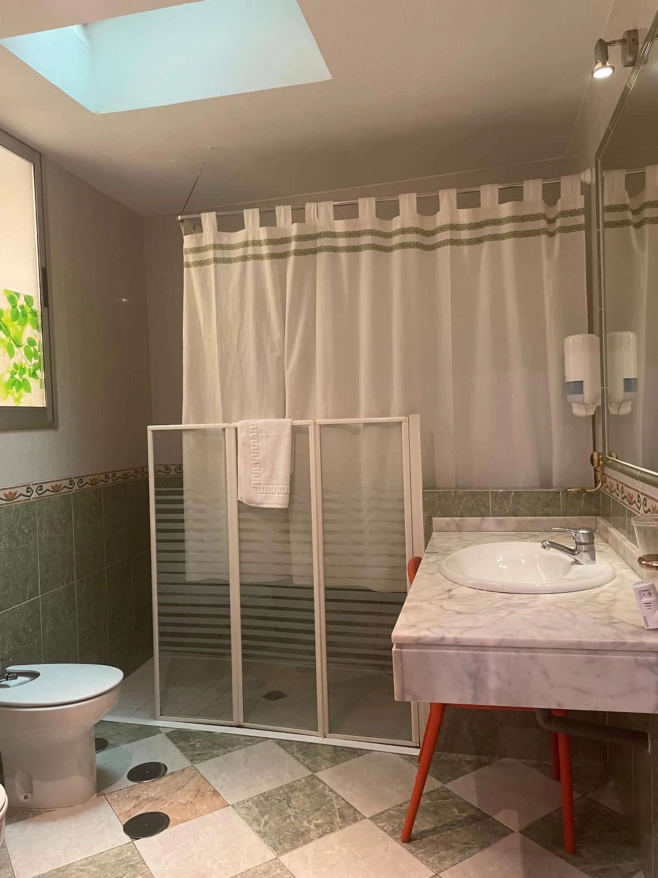 Bathroom in Hostal Costa Azul