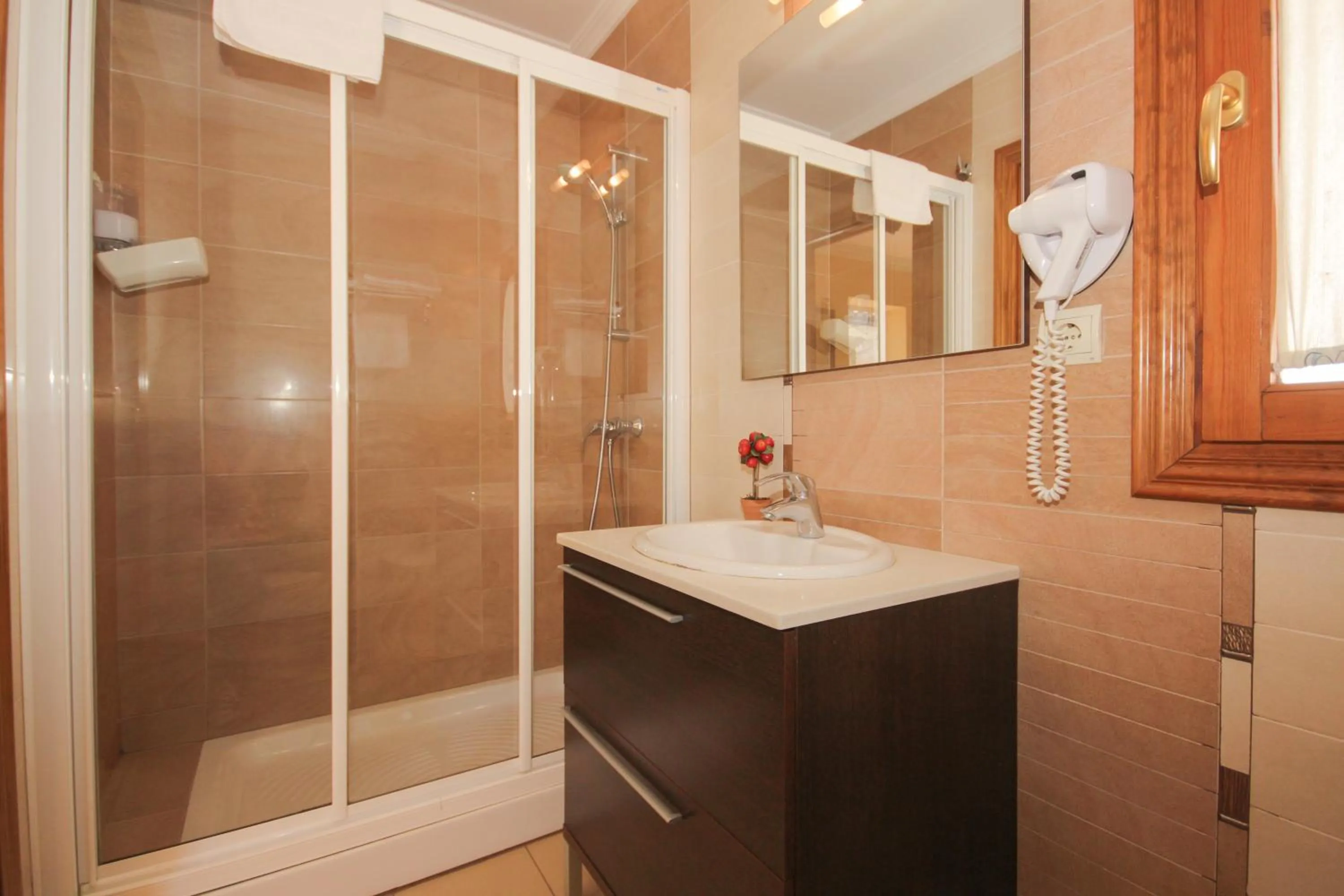 Bathroom in Hostal Costa Azul