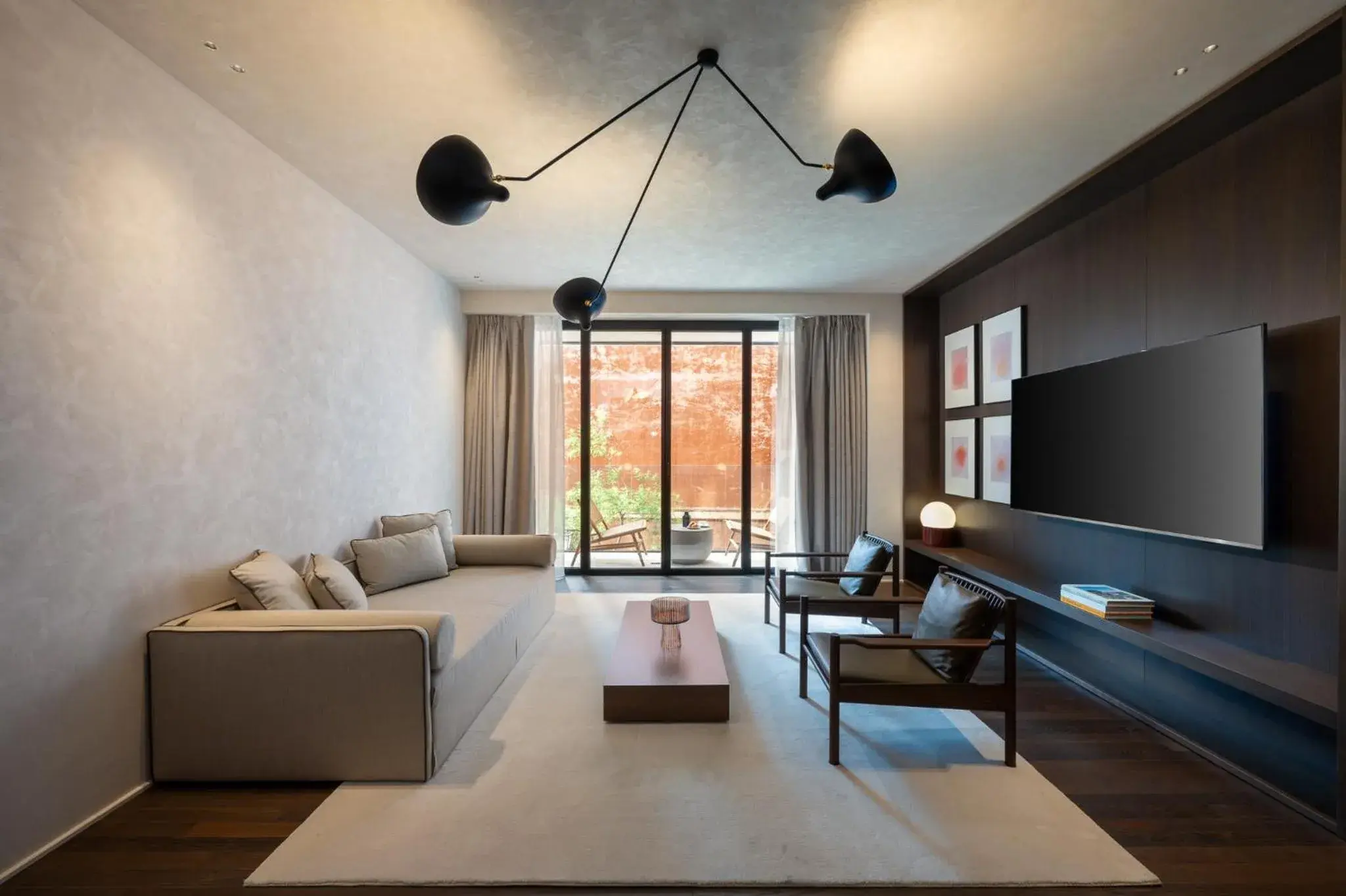 Large Studio with Balcony in master Trevi Large Studio with Balcony in master Trevi