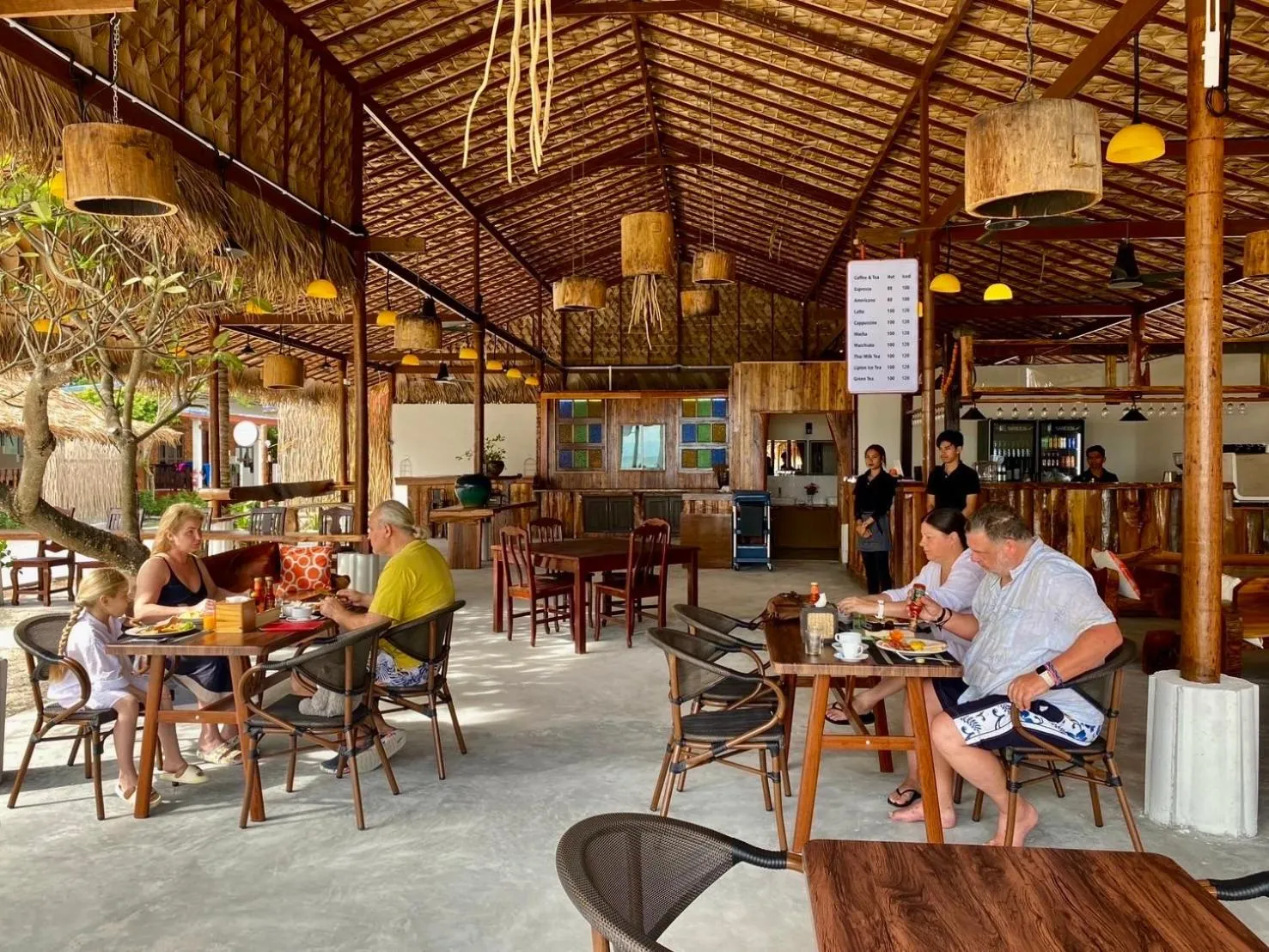 Restaurant/places to eat in Andaman Beach Resort by Zodiac