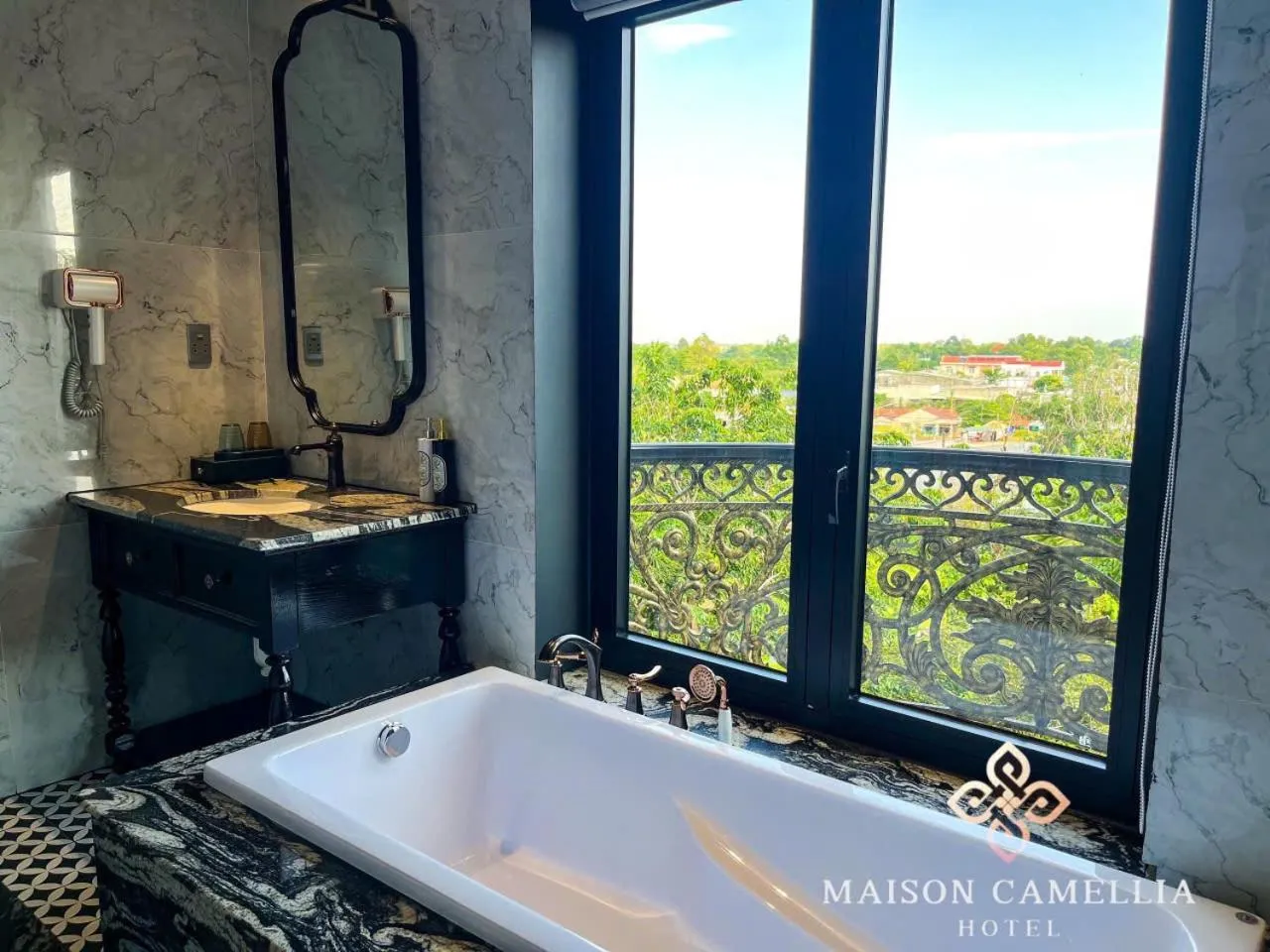 MAISON CAMELLIA Hotel