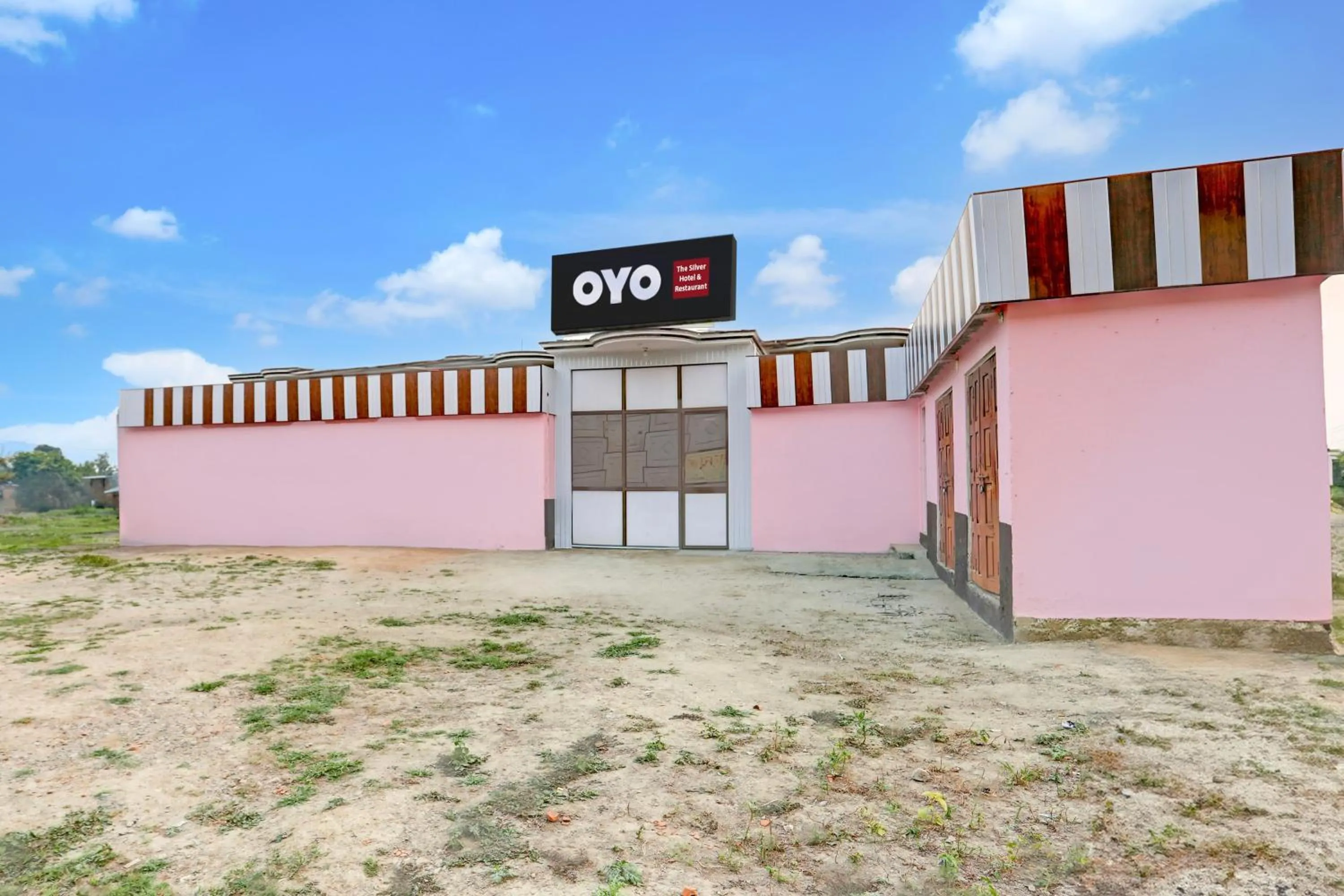 Facade/entrance in SPOT ON The Silver Hotel & Restaurant