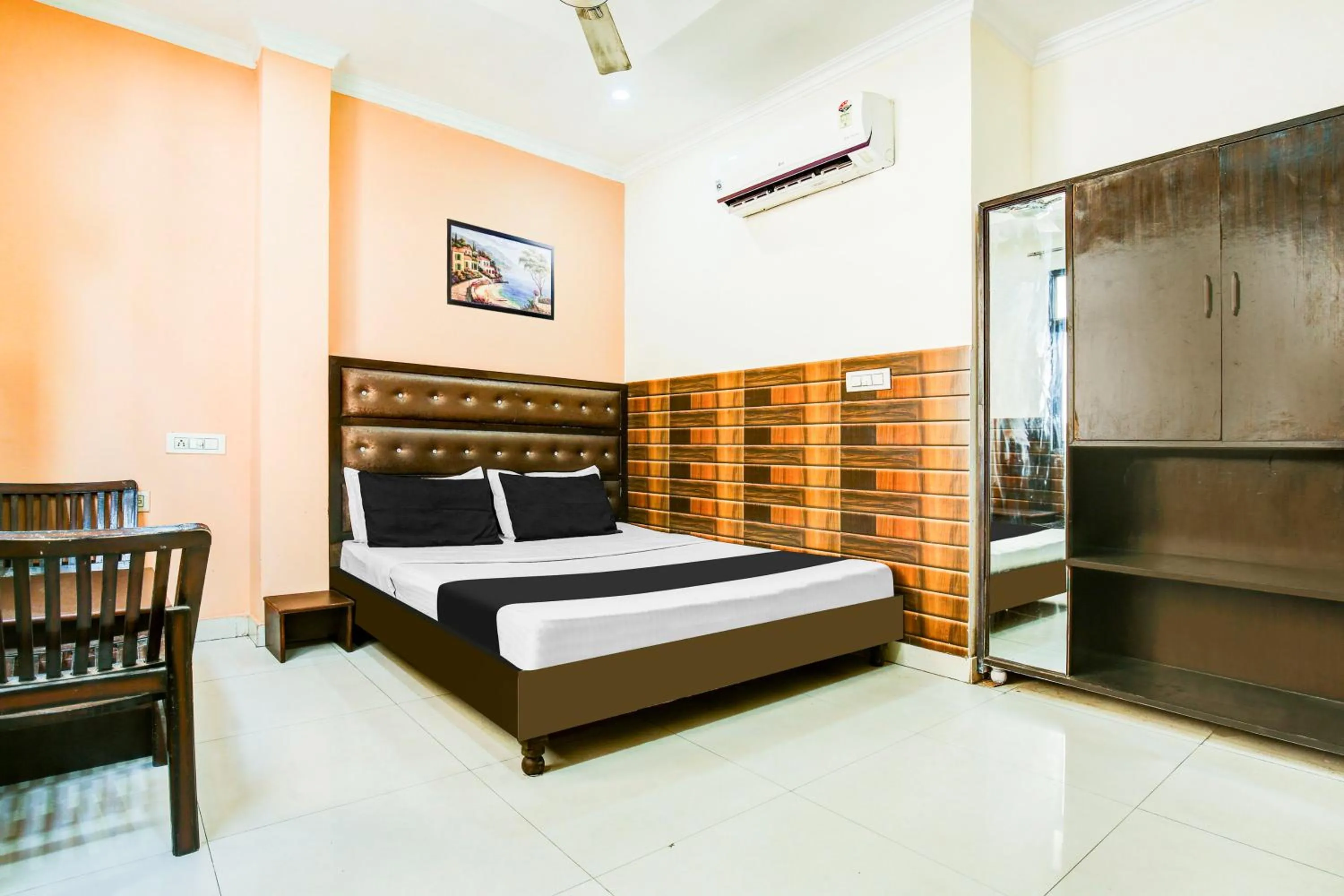 Bedroom in Hotel O Shivansh Palace