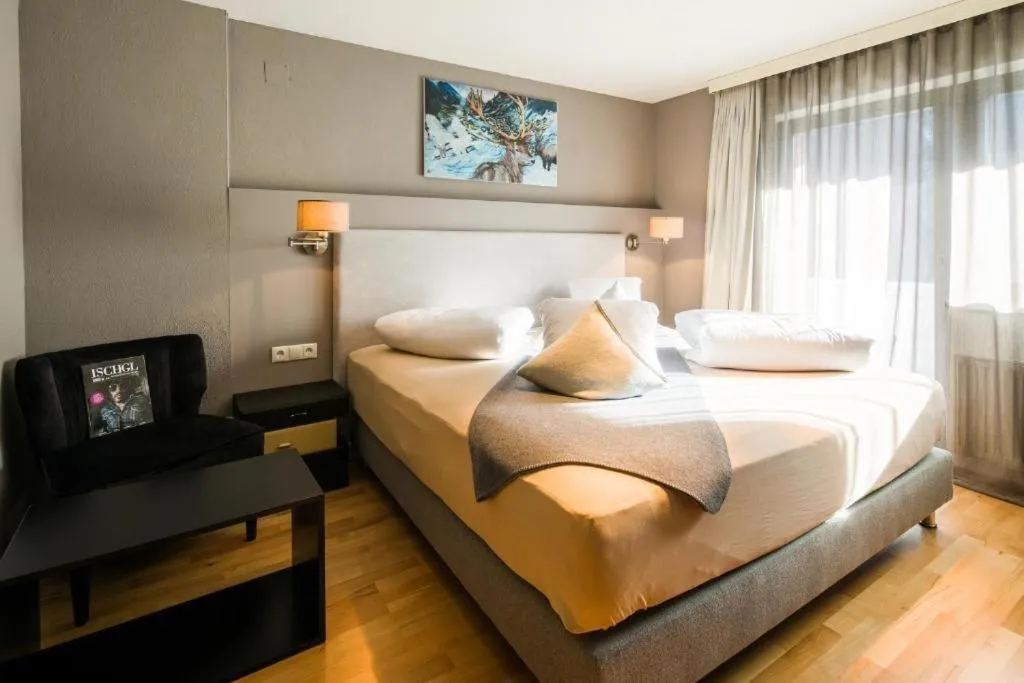 Photo of the whole room, Bed in Hotel Beverly Hill