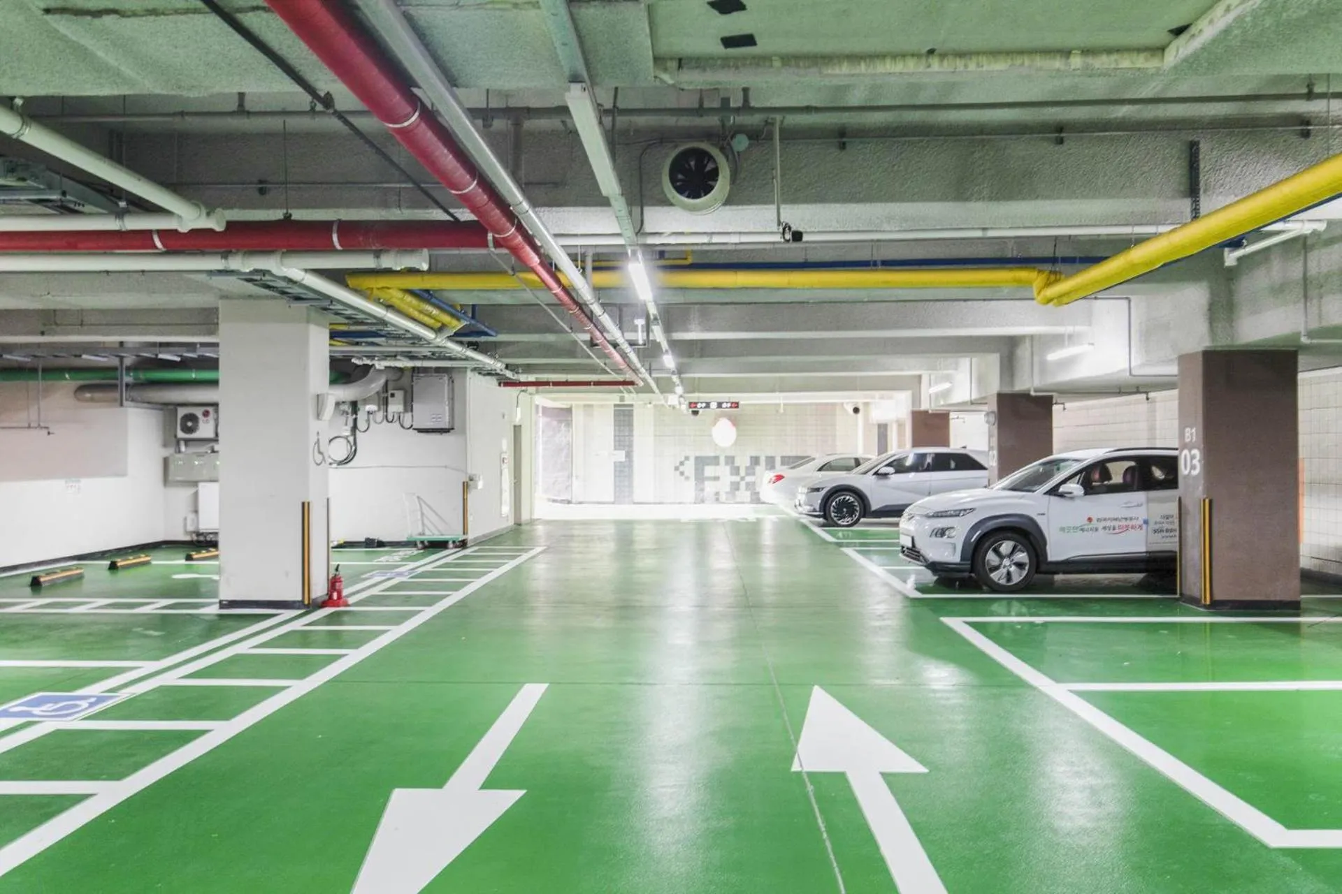 Parking in Hotel Elora