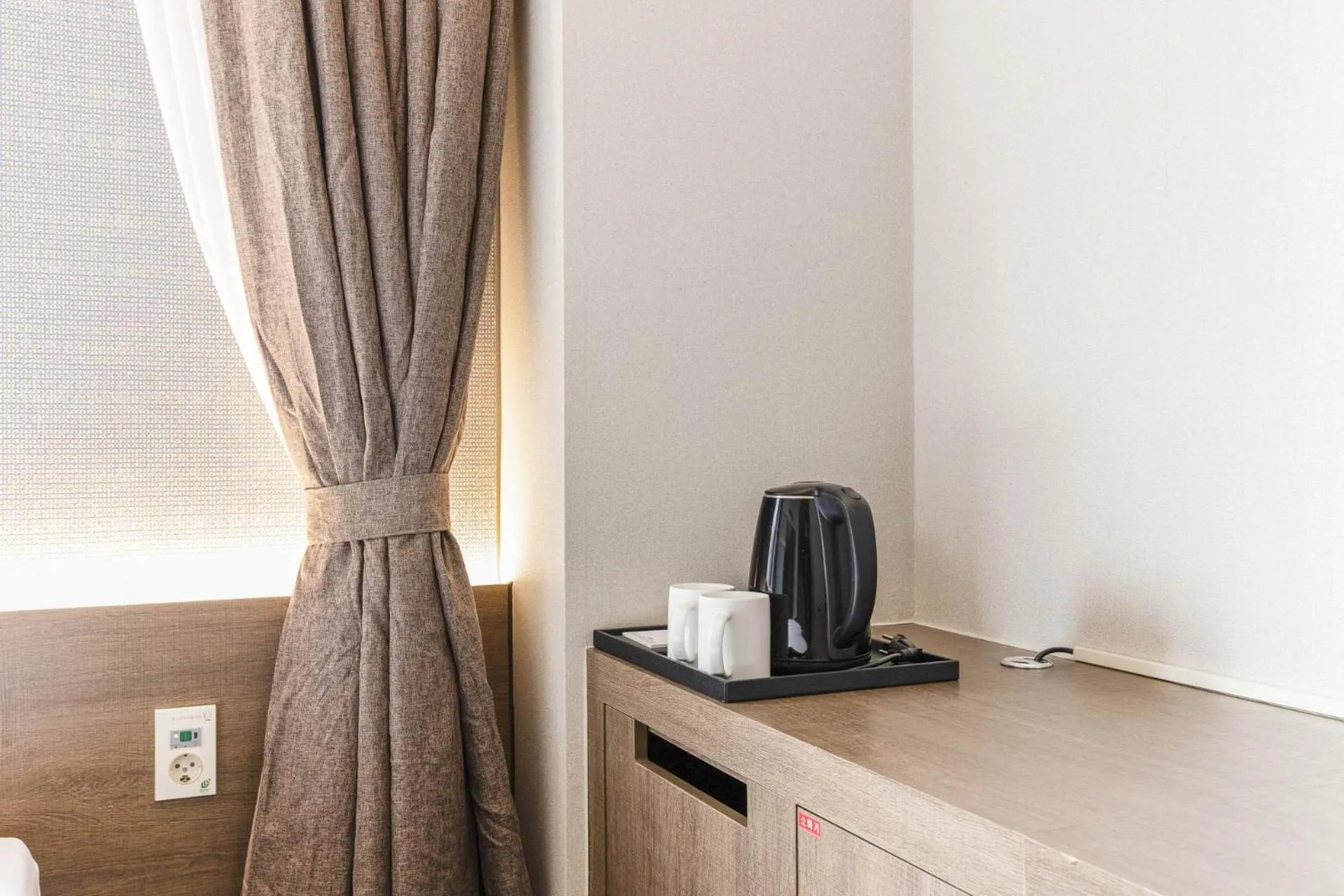 Coffee/tea facilities in Hotel Elora