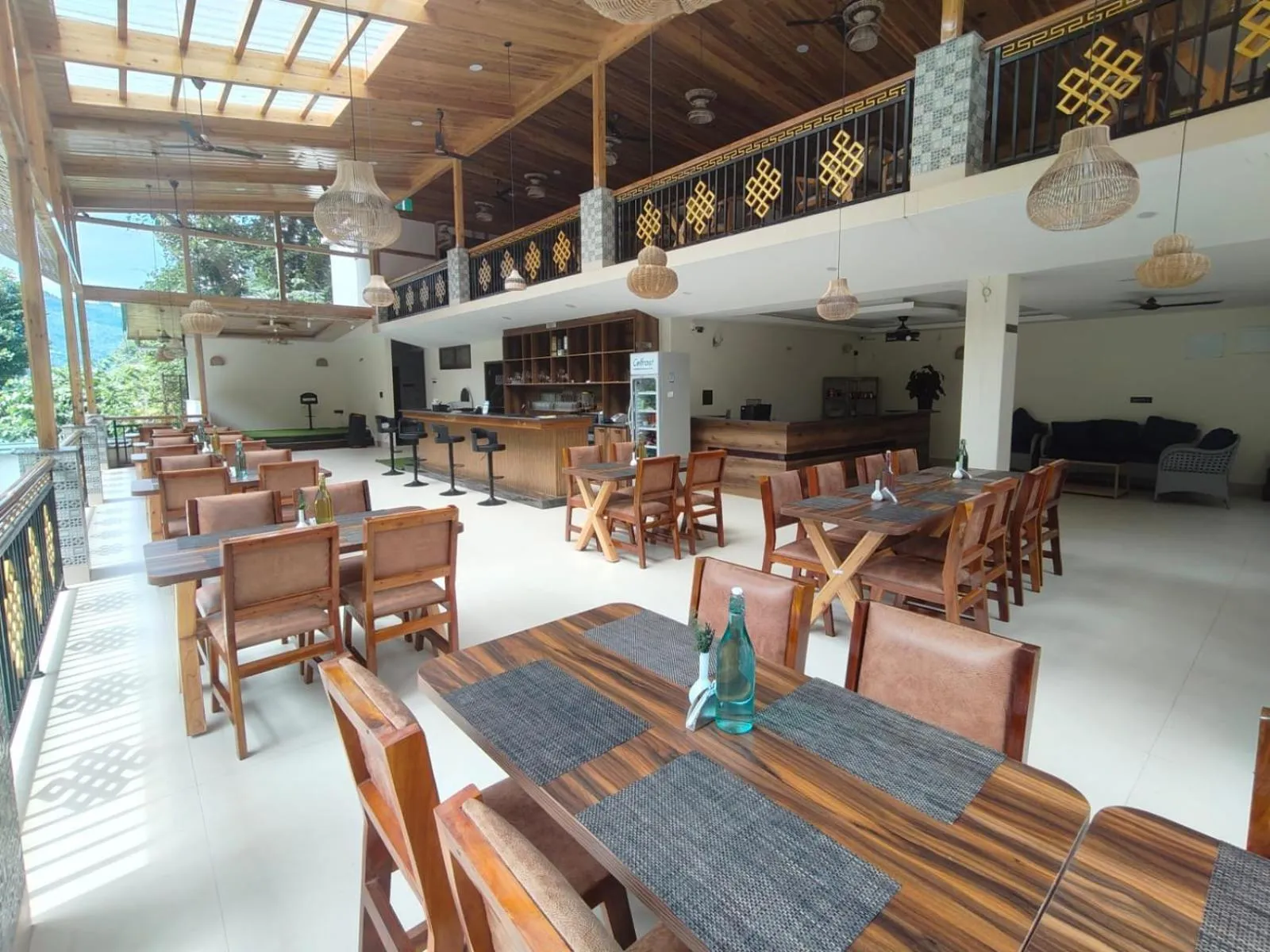 Restaurant/places to eat in Nature's Nest Resort
