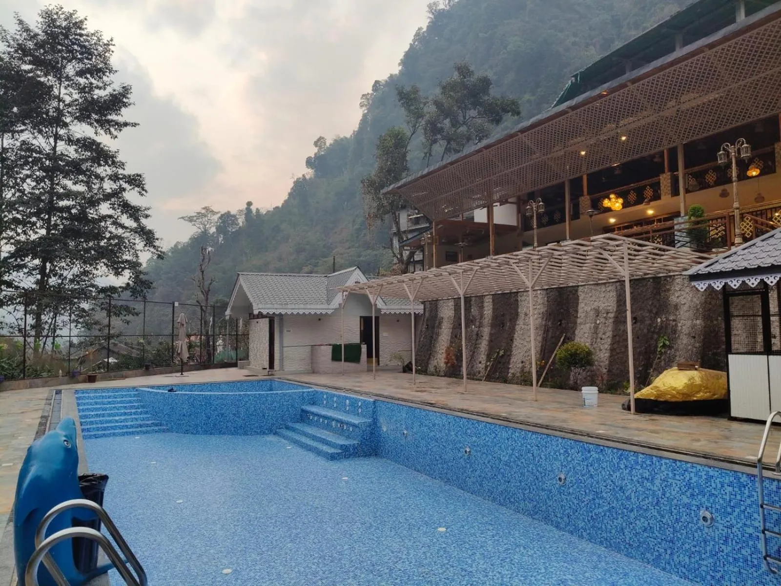 Swimming pool in Nature's Nest Resort