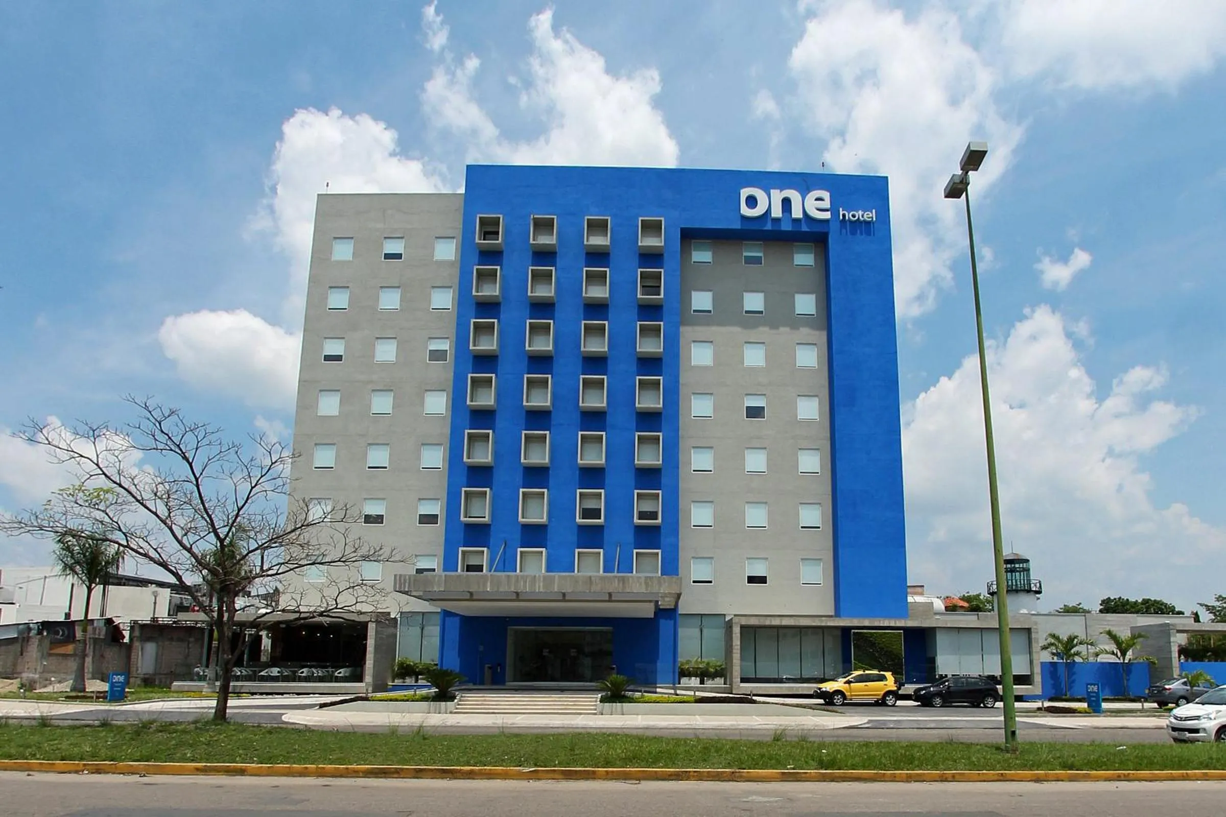 Property building in One Villahermosa 2000