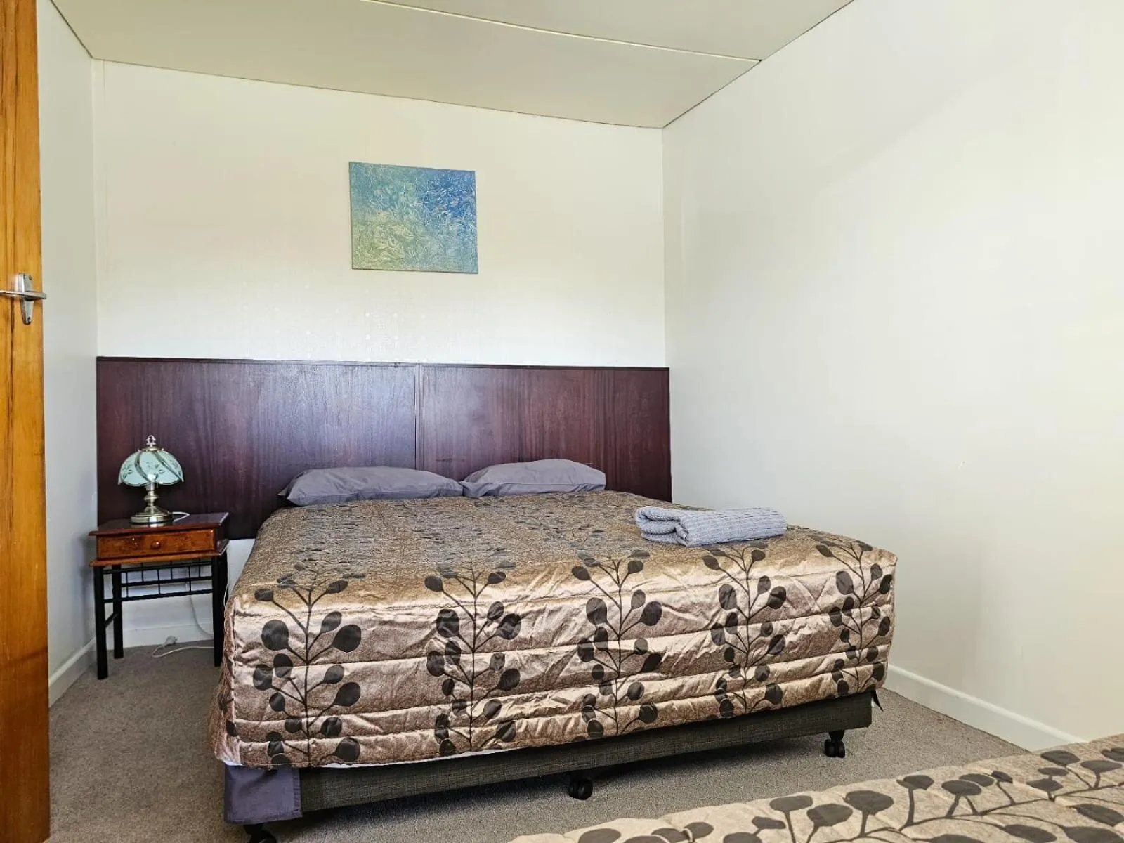 Bed in 45 On Avenal Motel