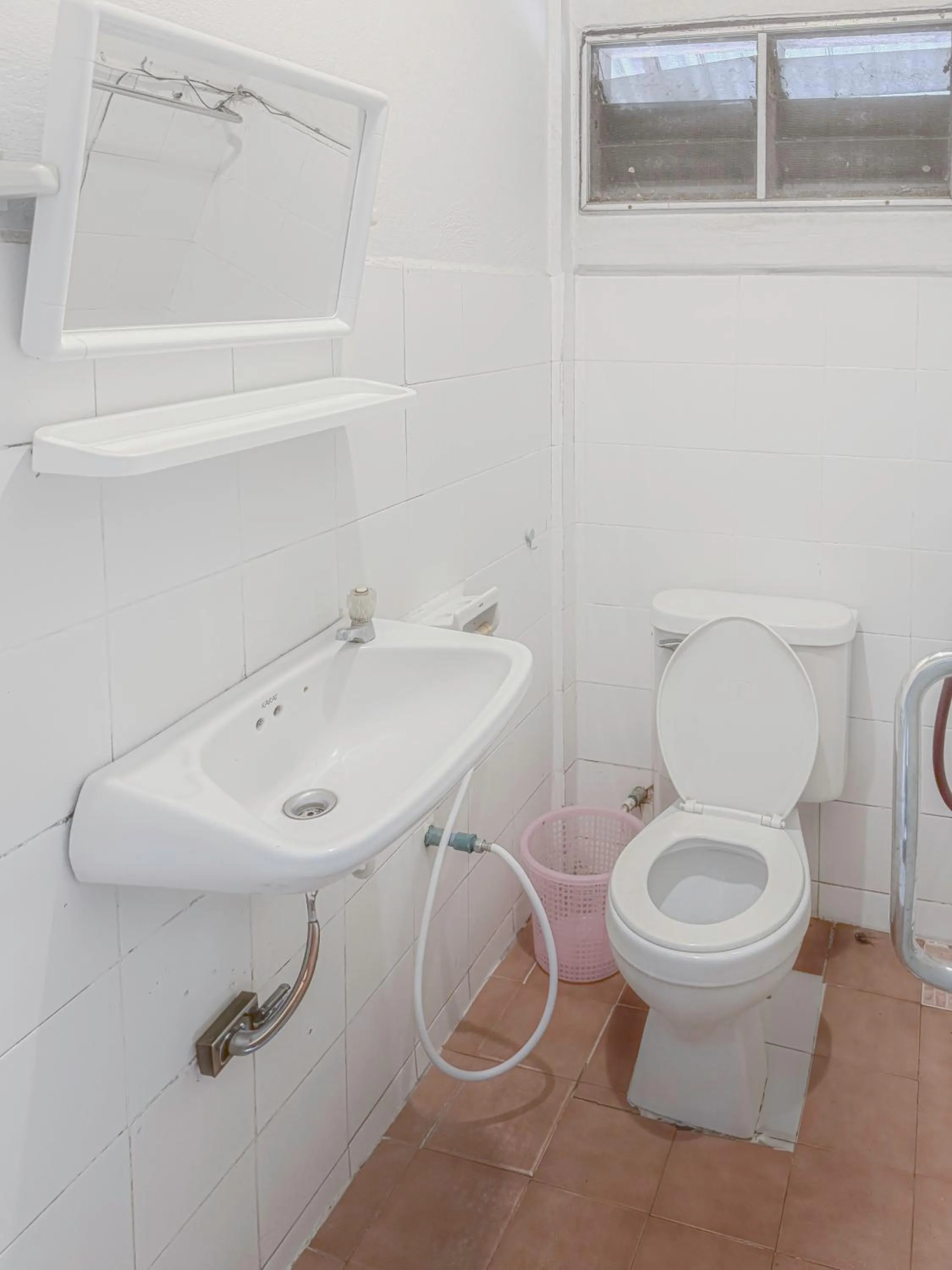 Toilet in Saksupha Resort