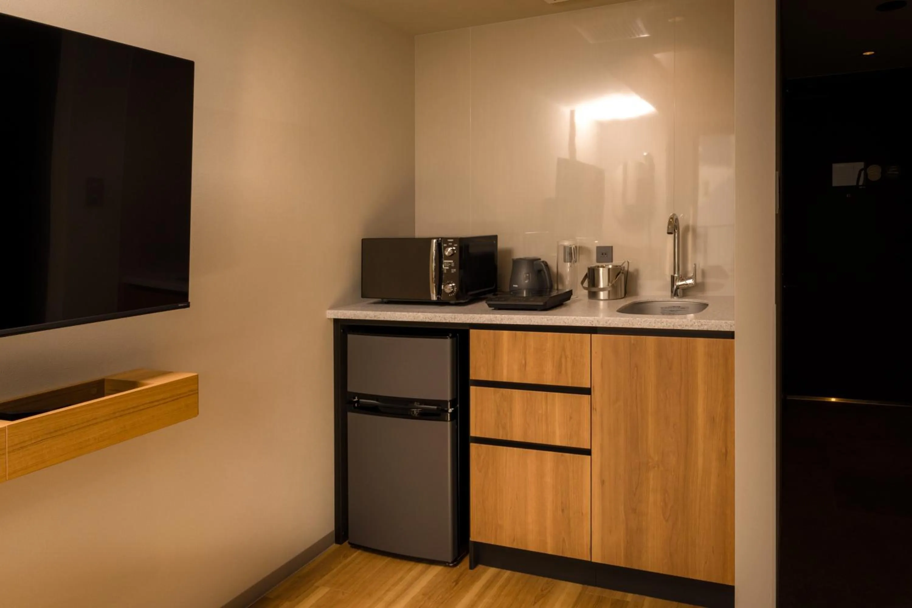 Kitchen or kitchenette in &Here SHINJUKU