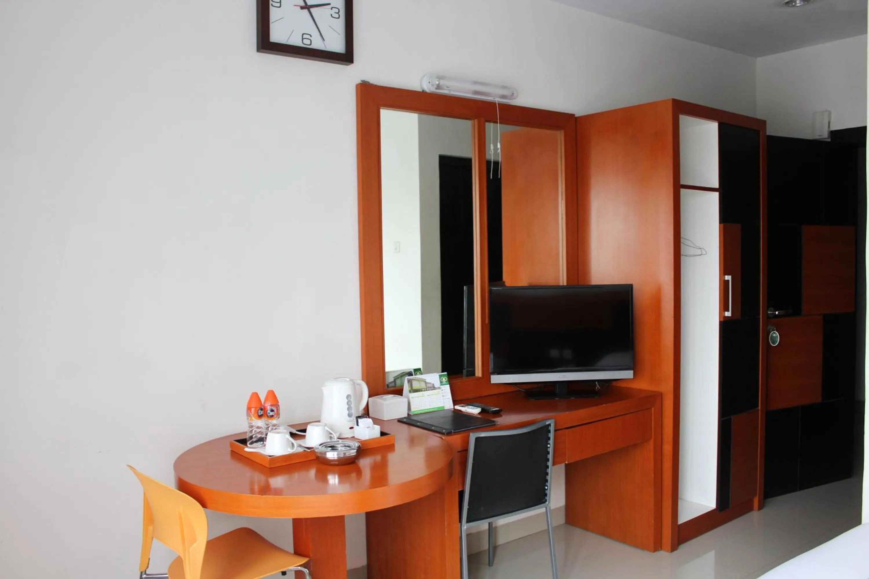 Bed in Hotel Grand Karawang Indah
