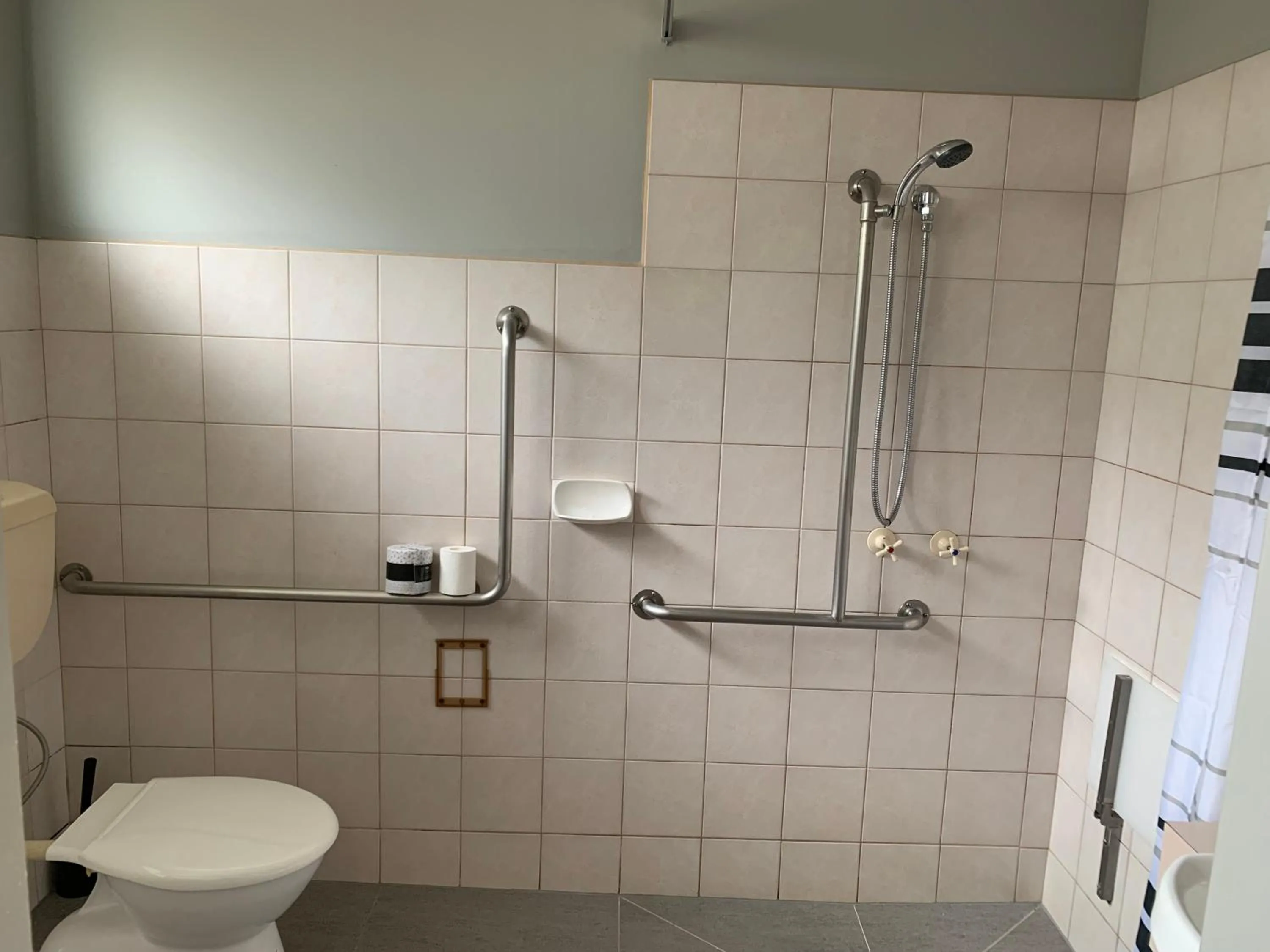 acessibility in Pelicans Motel San Remo