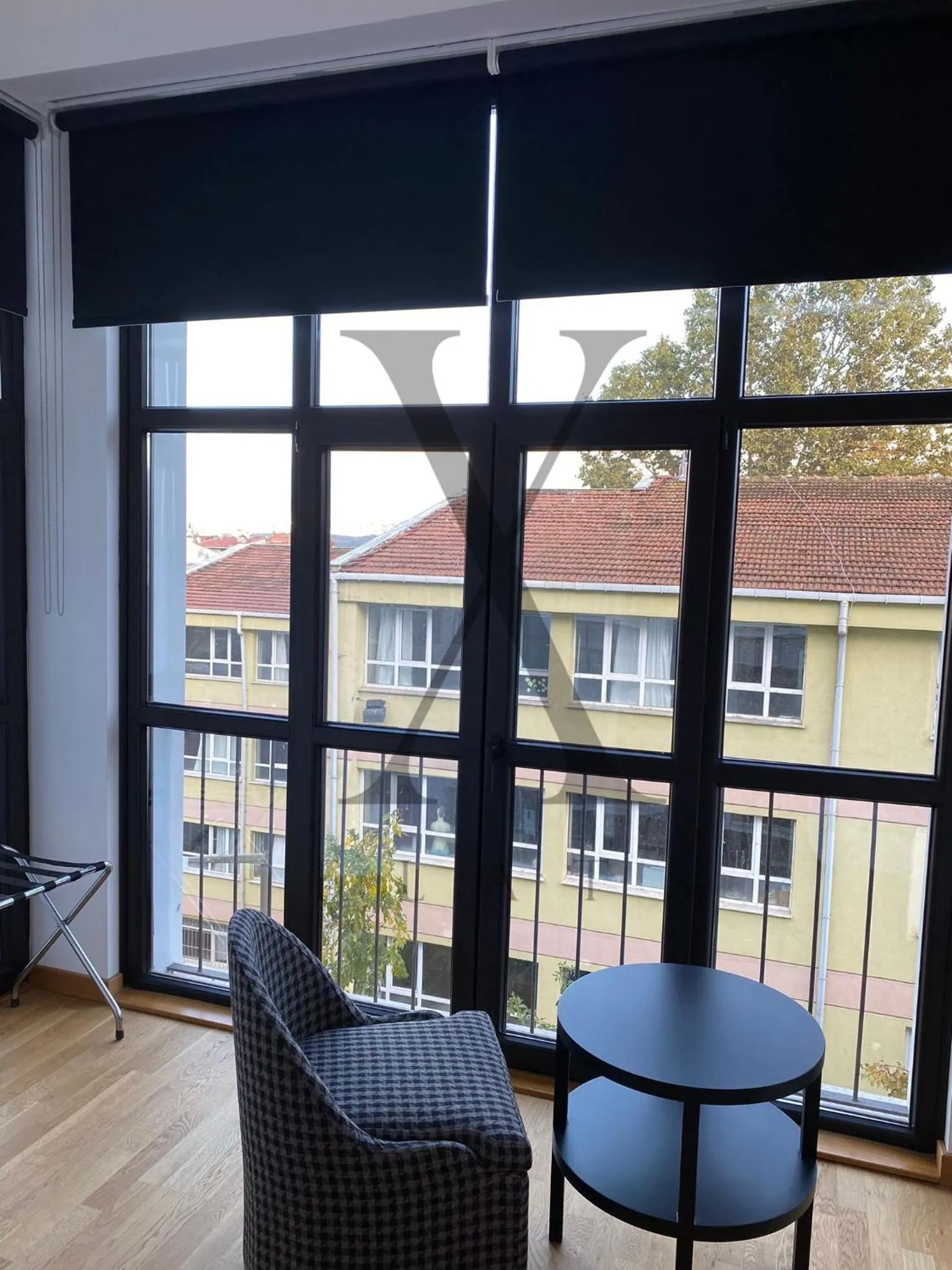 Seating area in X Flats Kaiser