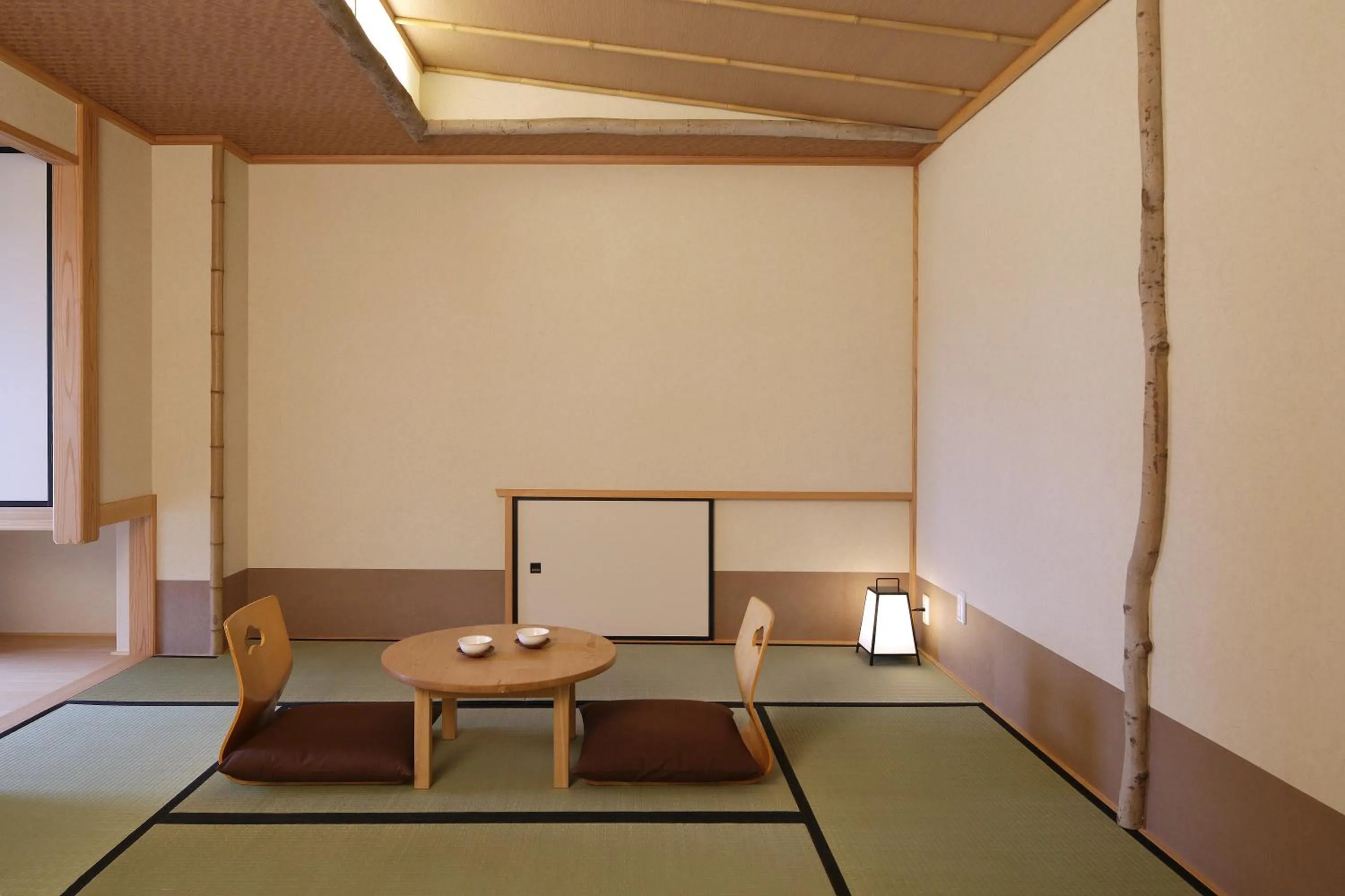 Seating area in Kyomachiya Ryokan Sakura Urushitei