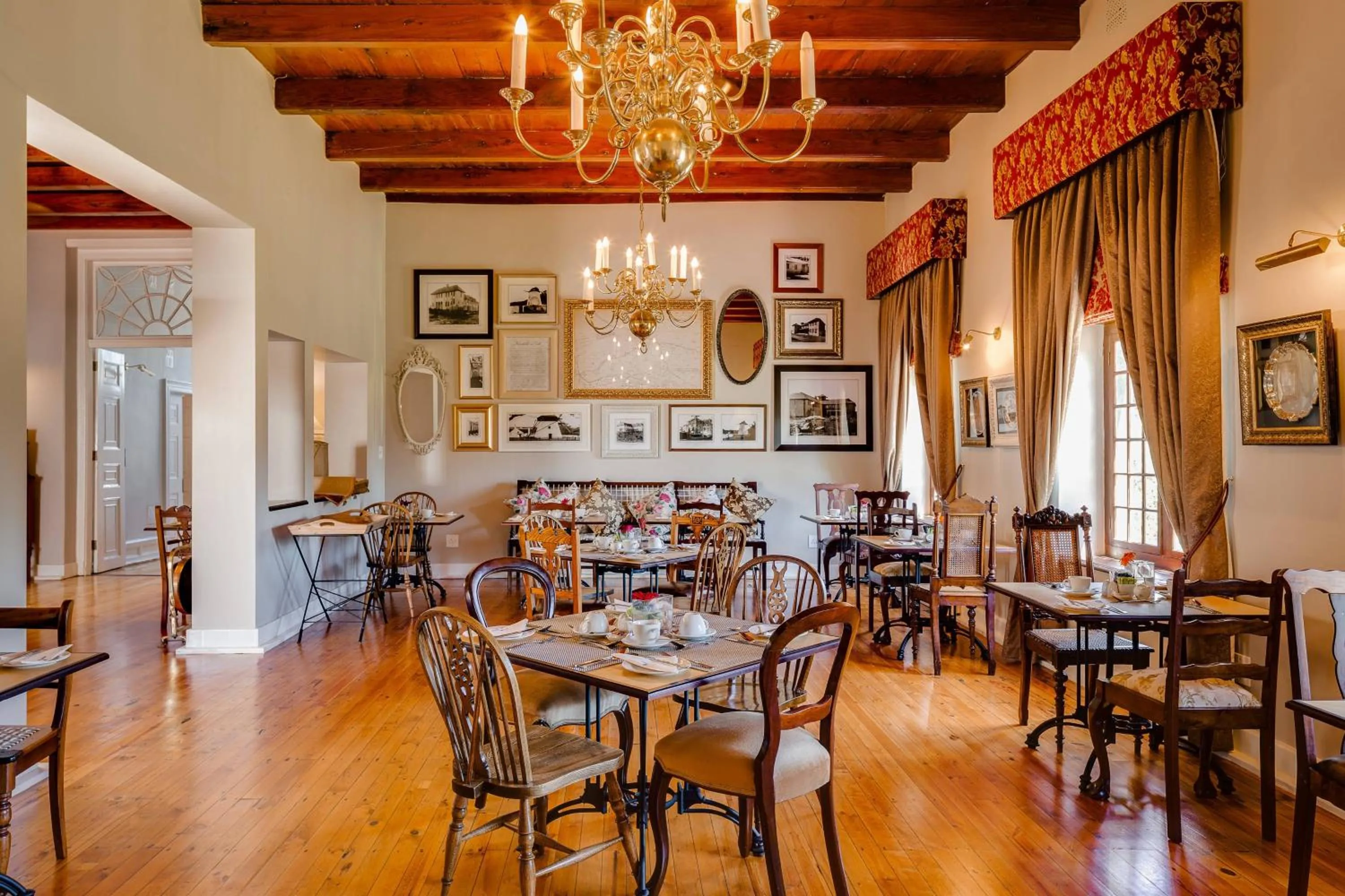 Restaurant/places to eat in Protea Hotel by Marriott Cape Town Mowbray