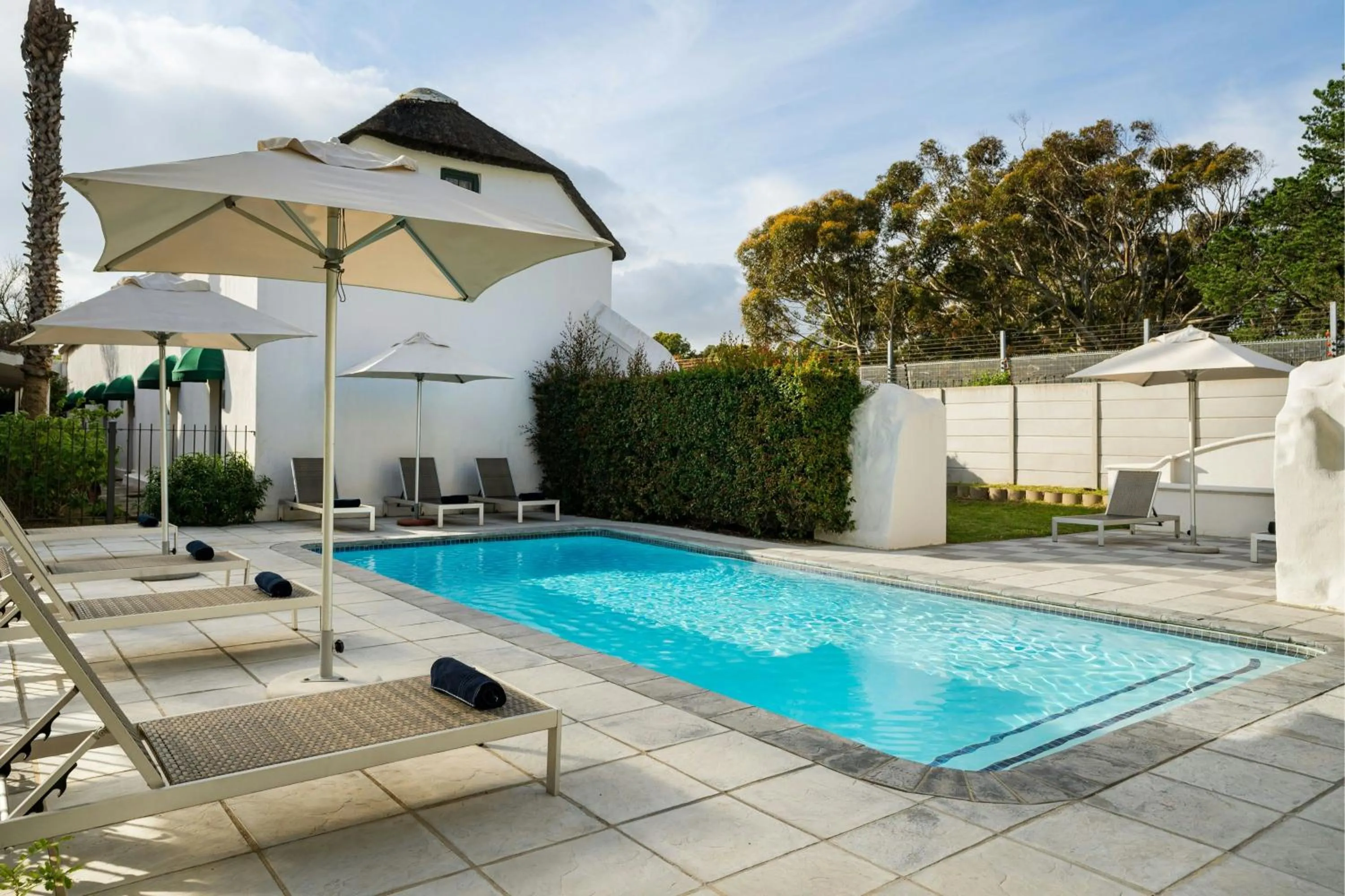 Swimming pool in Protea Hotel by Marriott Cape Town Mowbray