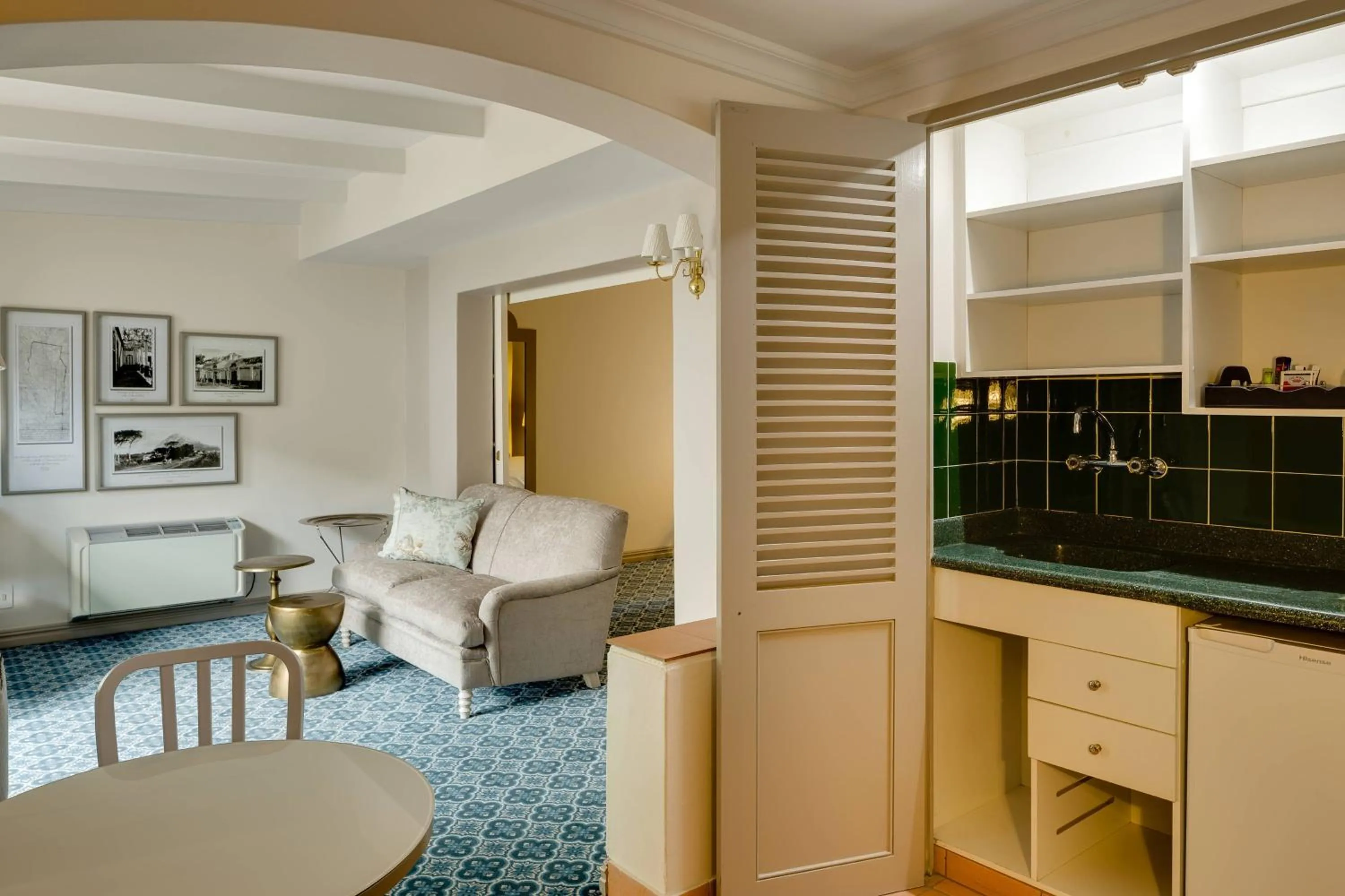 Bedroom in Protea Hotel by Marriott Cape Town Mowbray