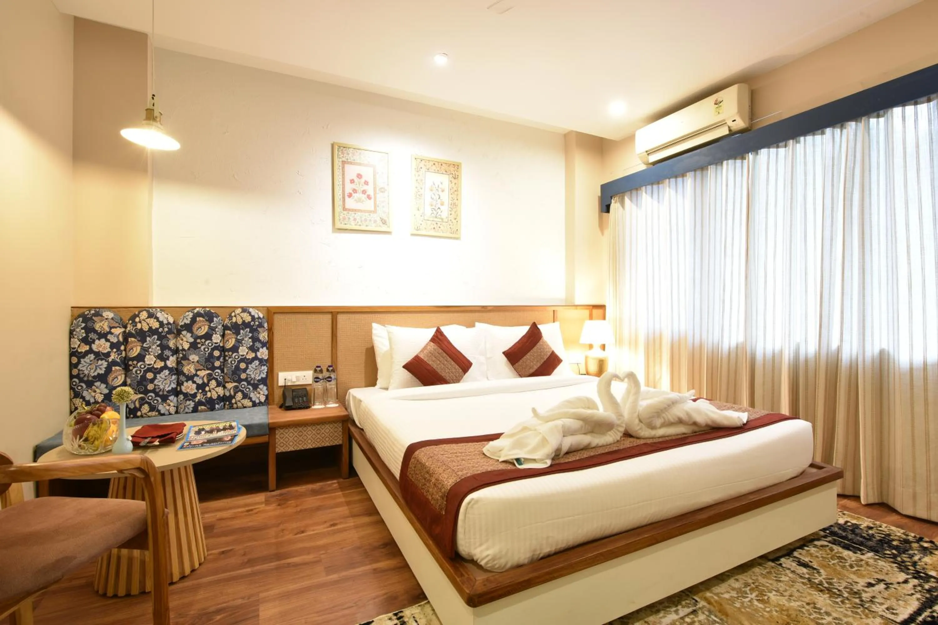 Bed in Tiaraa Lite A Ganges Retreat