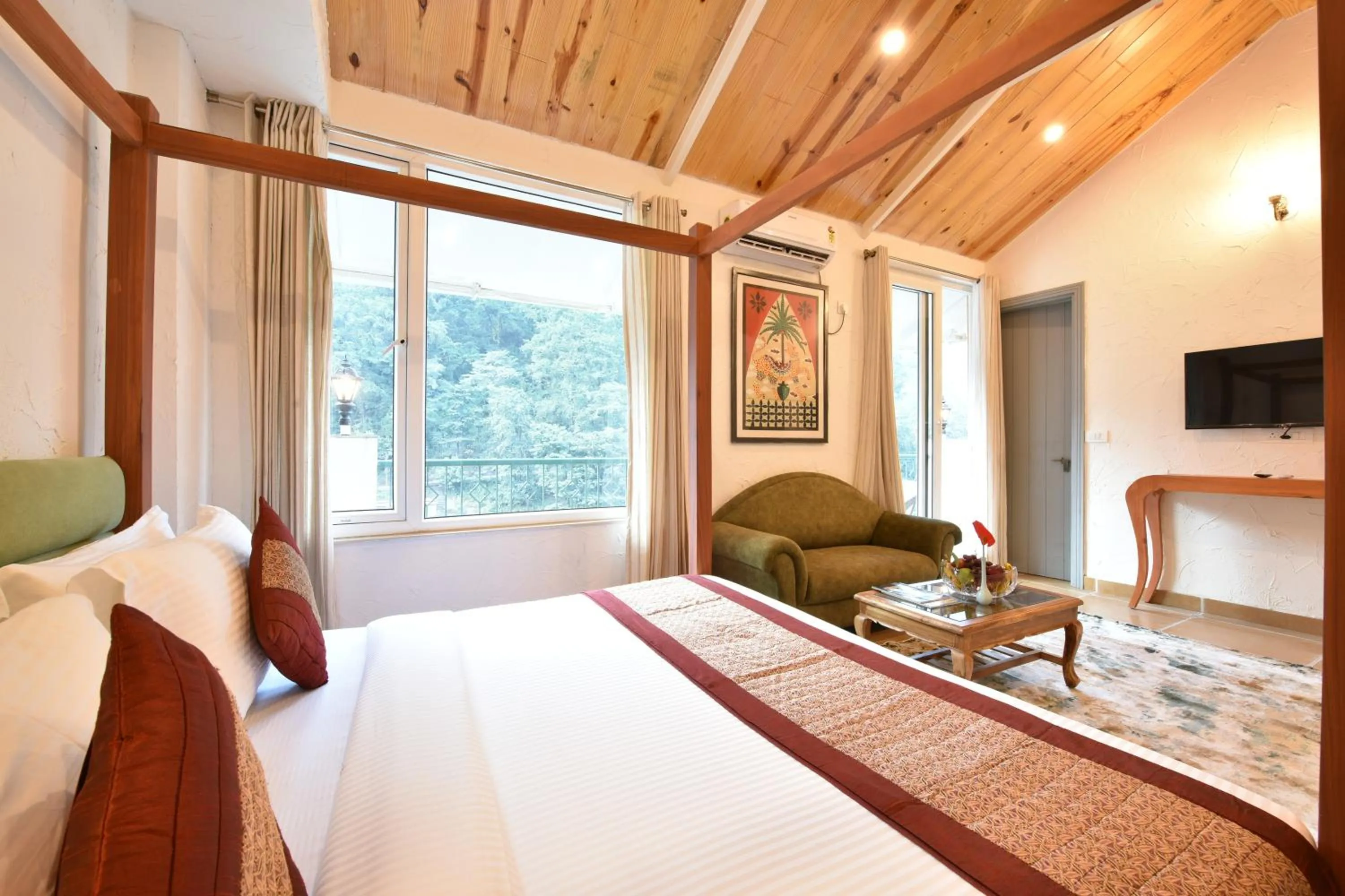 Bed in Tiaraa Lite A Ganges Retreat