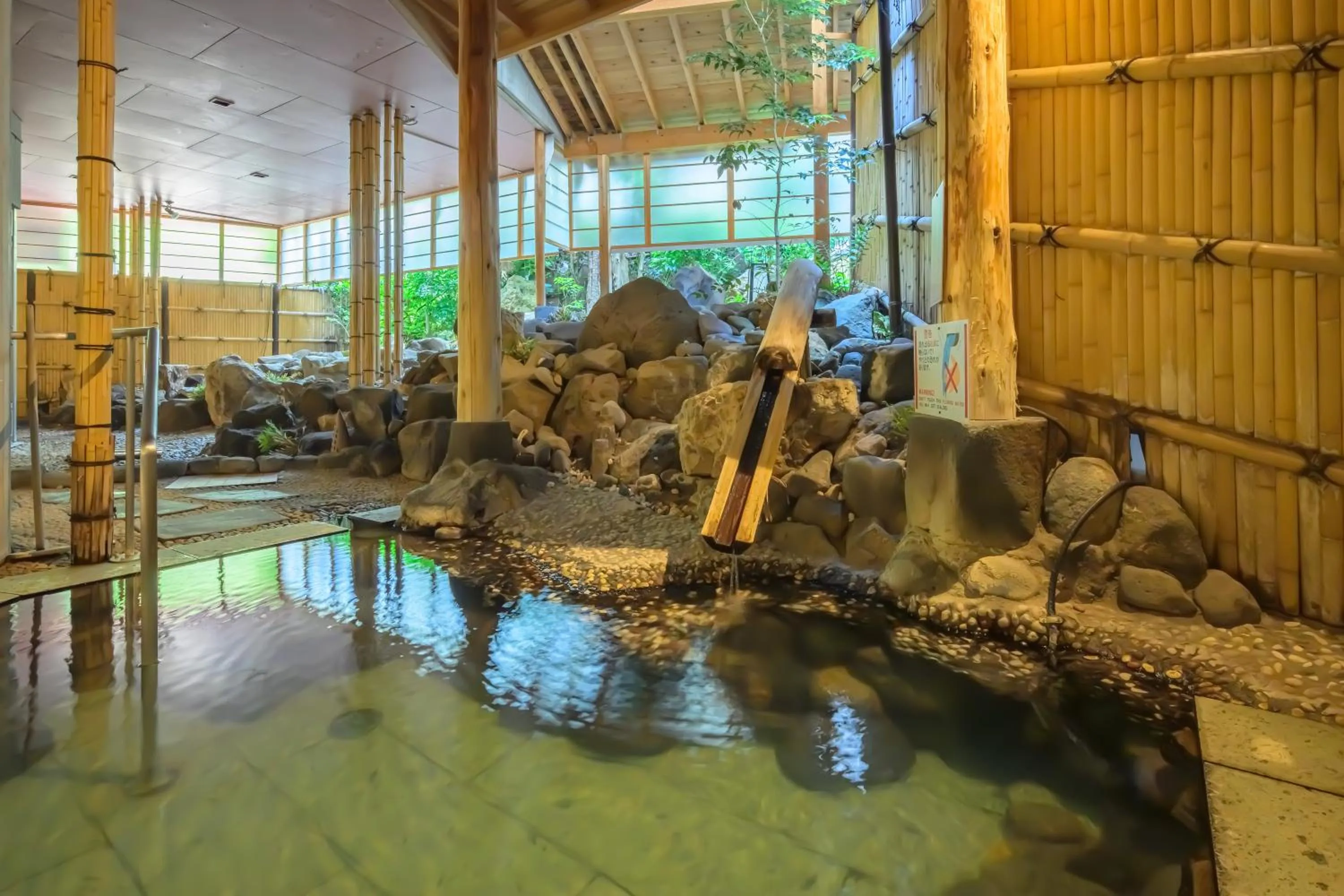 Hot Spring Bath in Senkeien Tsukioka Hotel