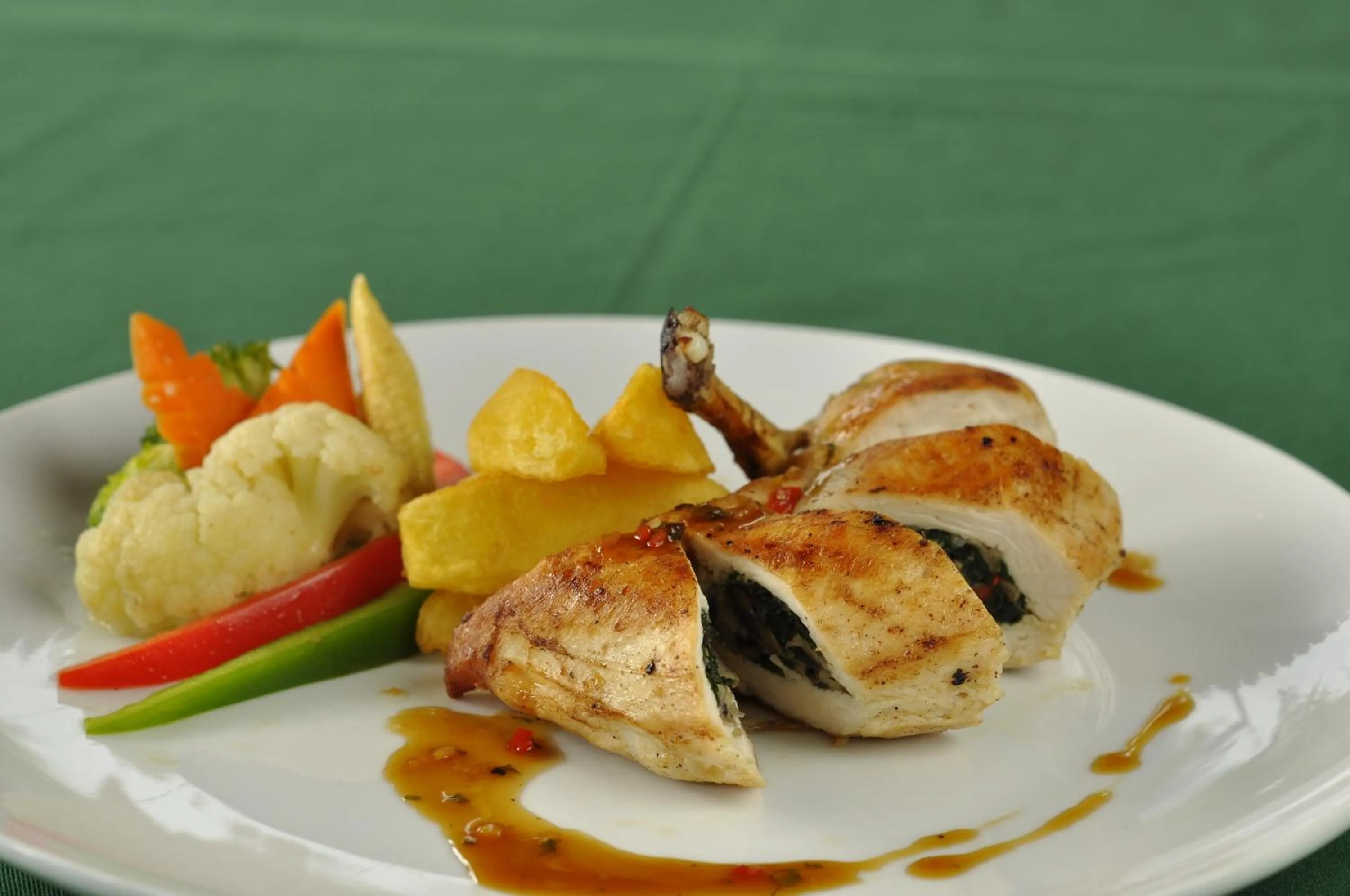 Food and drinks in Senetan Villas and Spa Resort