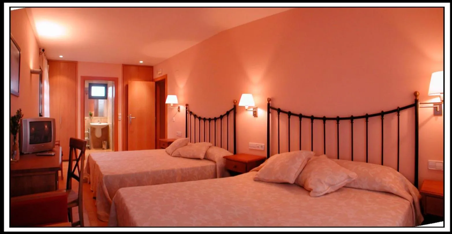 Decorative detail, Bed in Hotel Era Conte