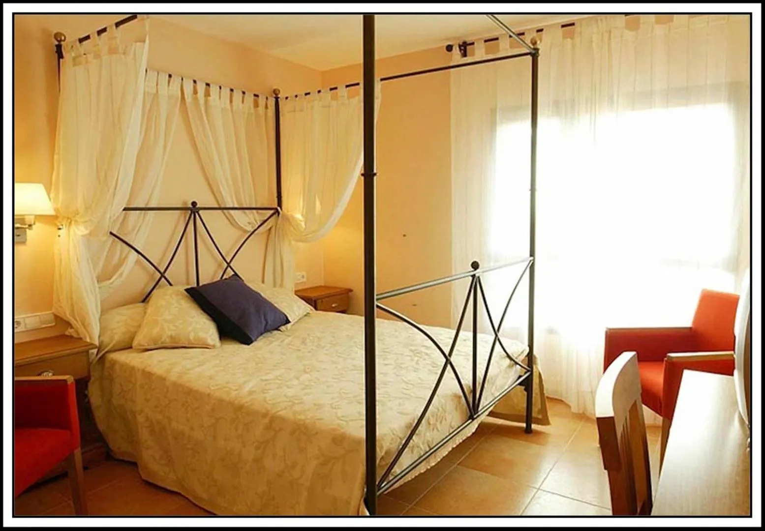 Decorative detail, Bed in Hotel Era Conte