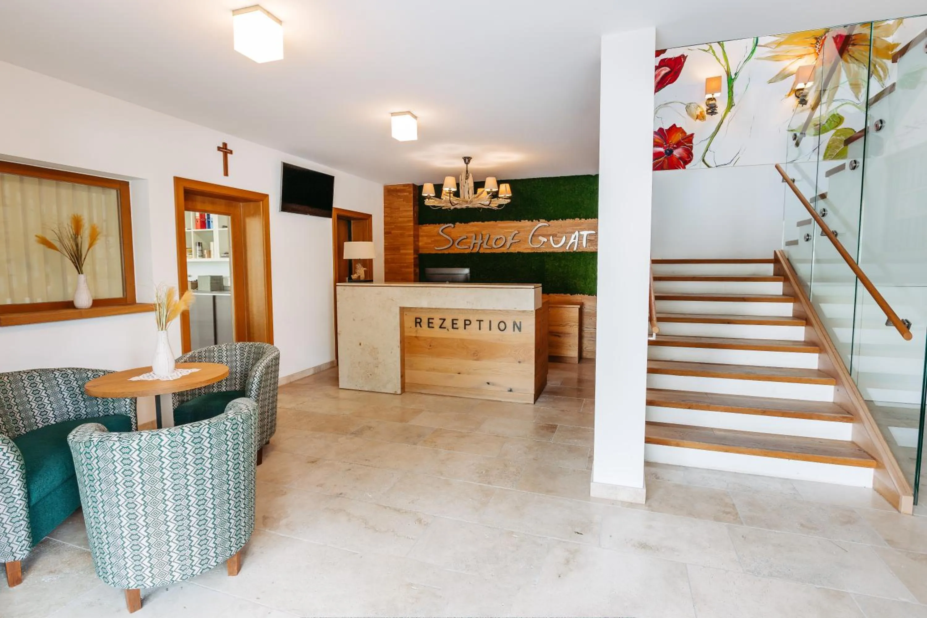 Lobby or reception in Hotel Schlof Guat