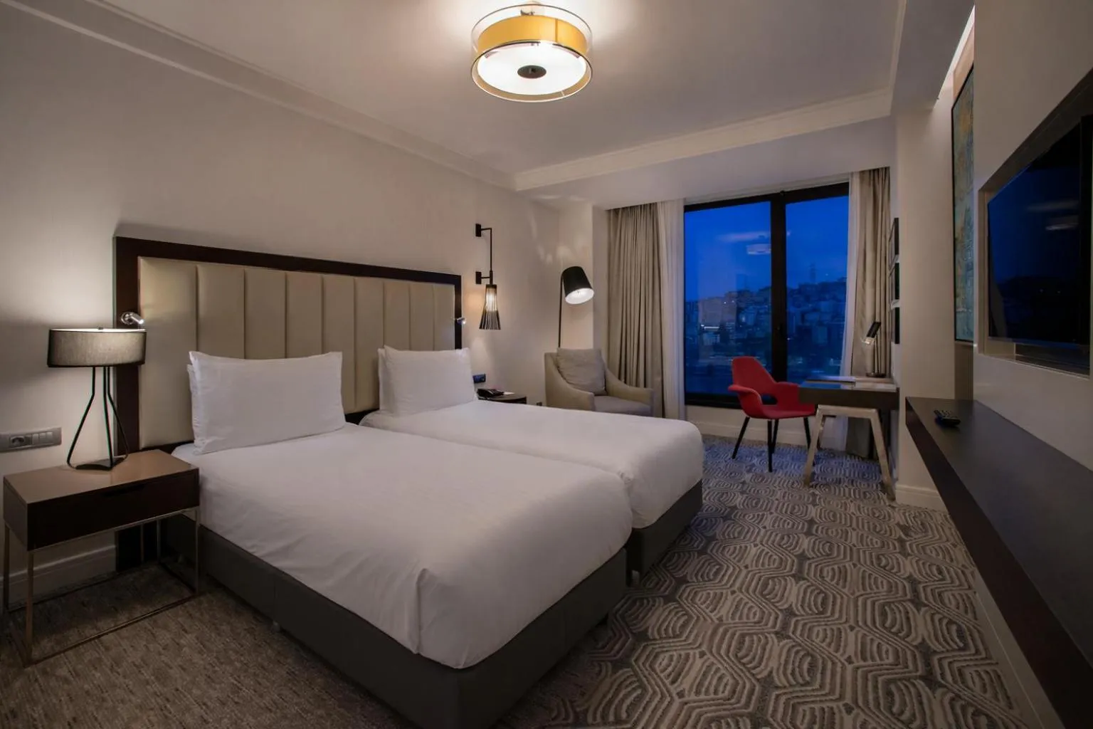 Bedroom, Bed in Mövenpick Istanbul Hotel Golden Horn