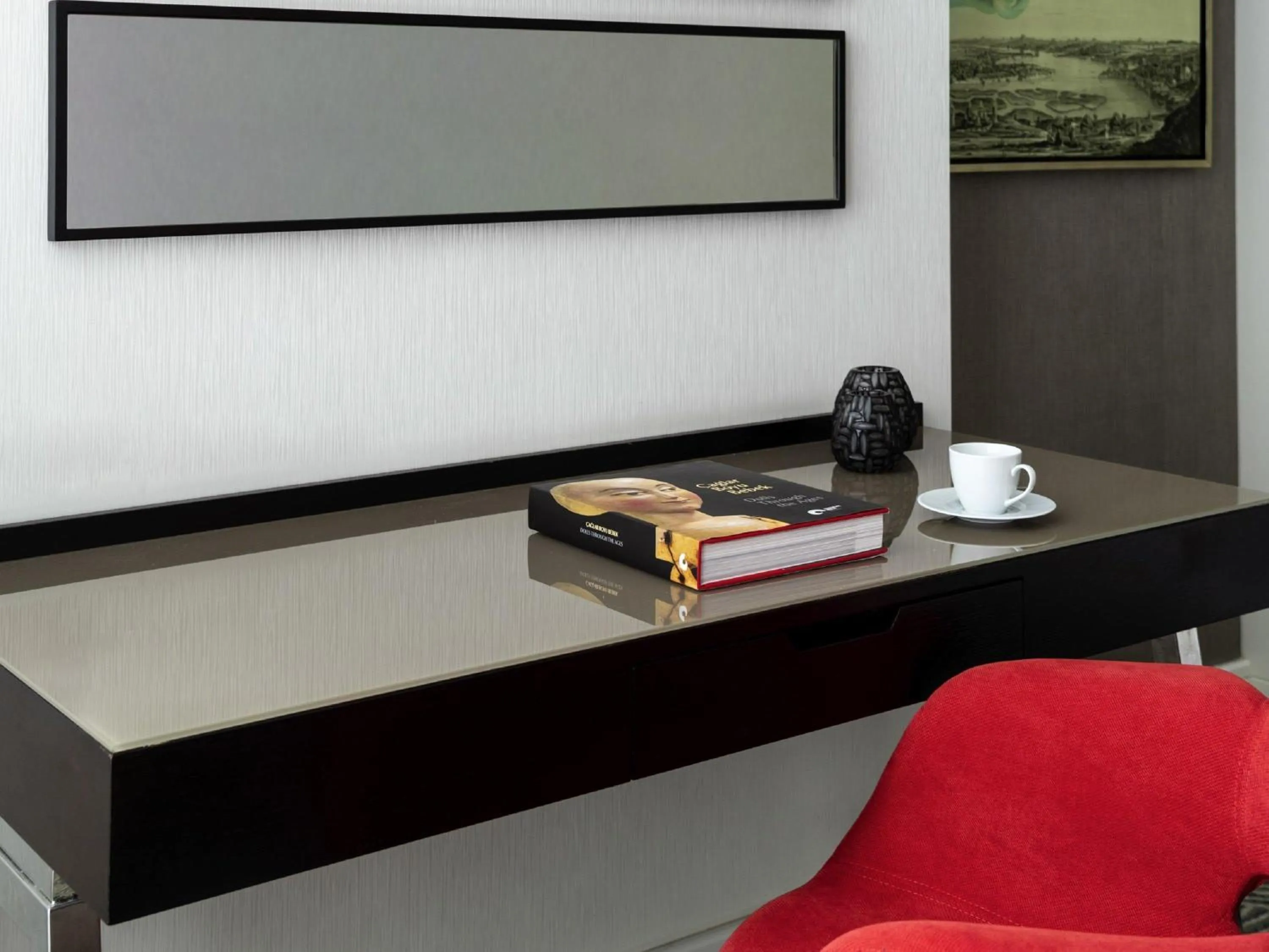 Bedroom in Mövenpick Istanbul Hotel Golden Horn