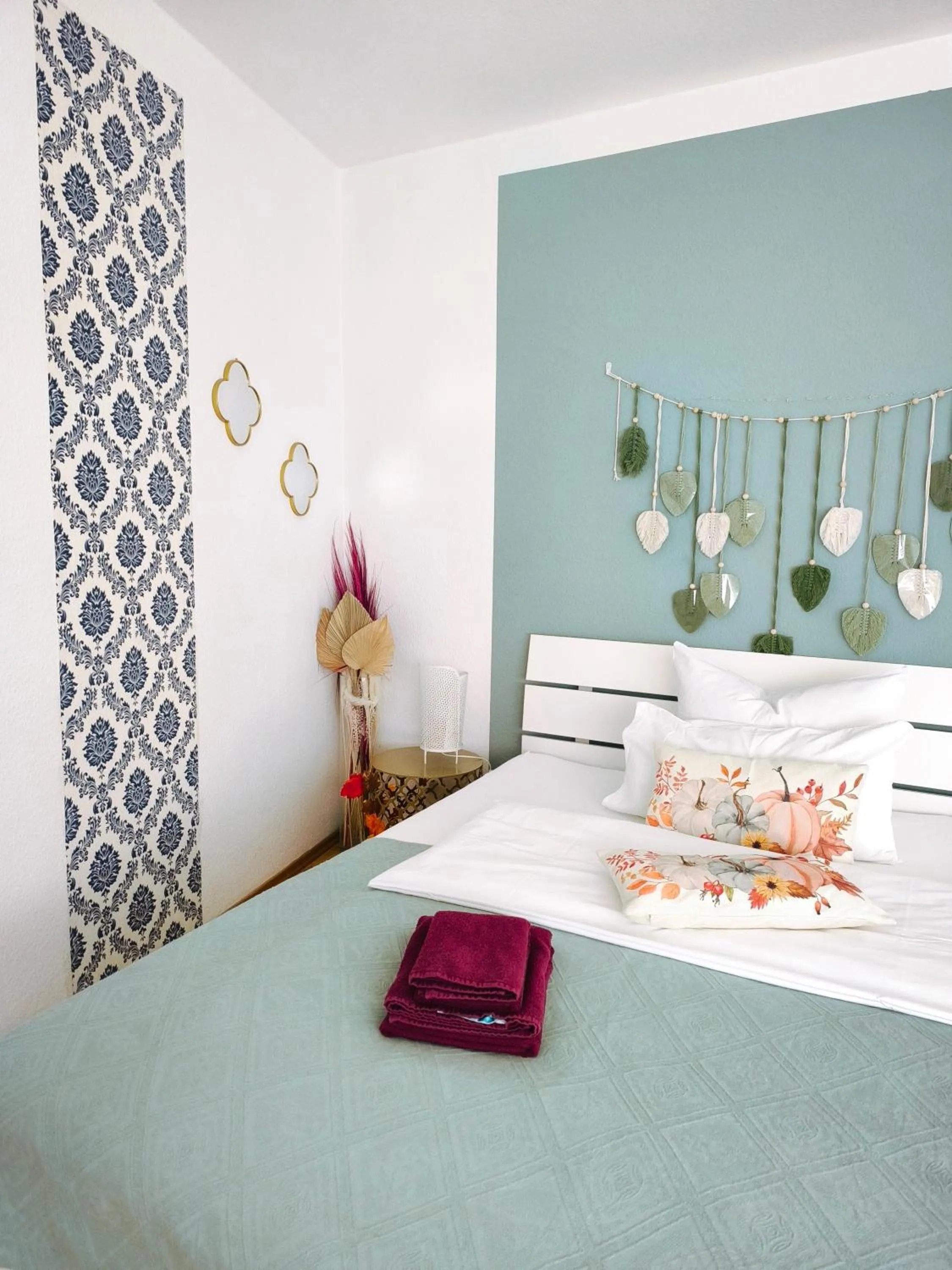 Bed in B&B MY PLACE mit Frühstückspaket - with Breakfastbox